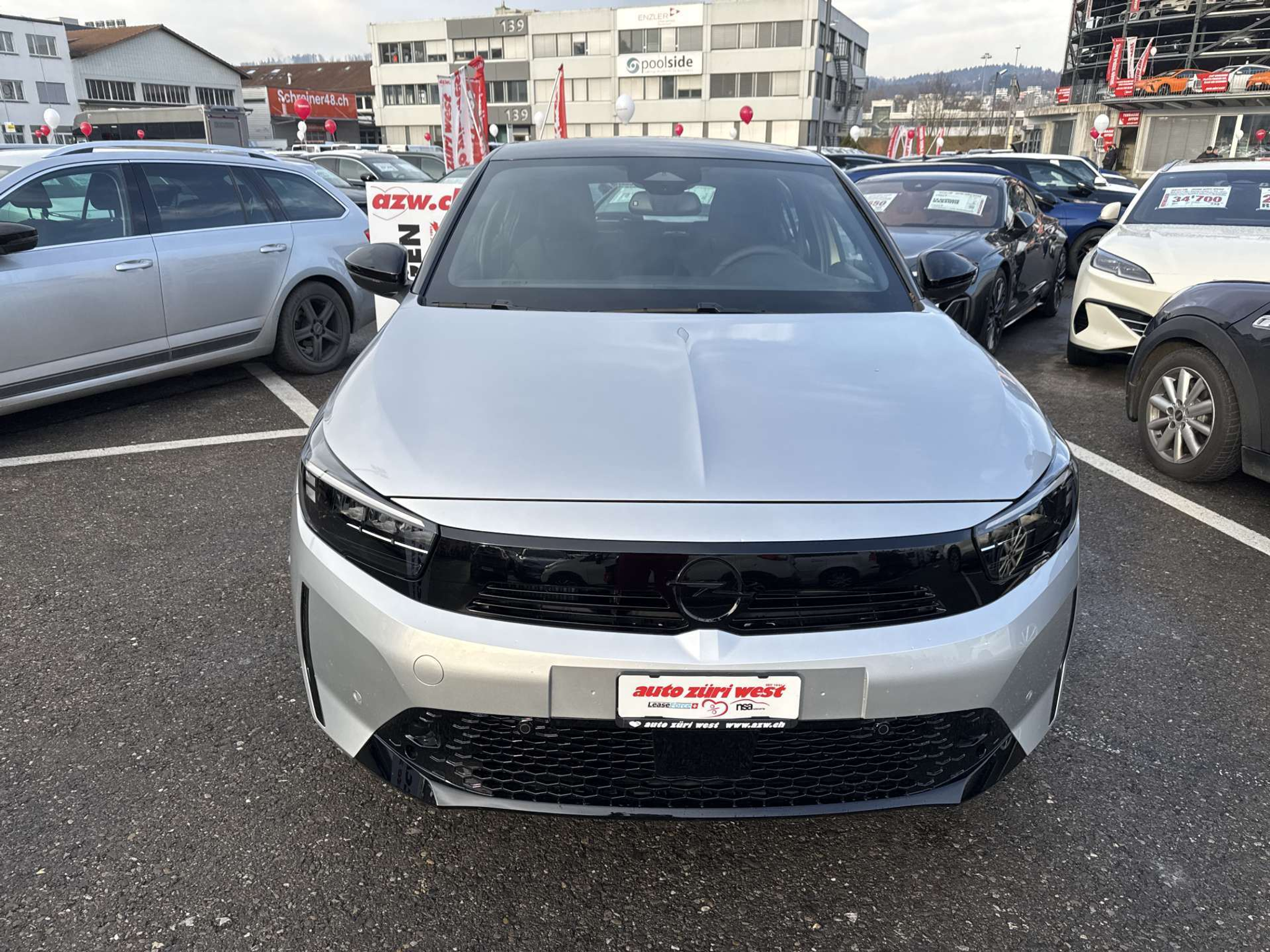 listing desktop thumbnail image 13