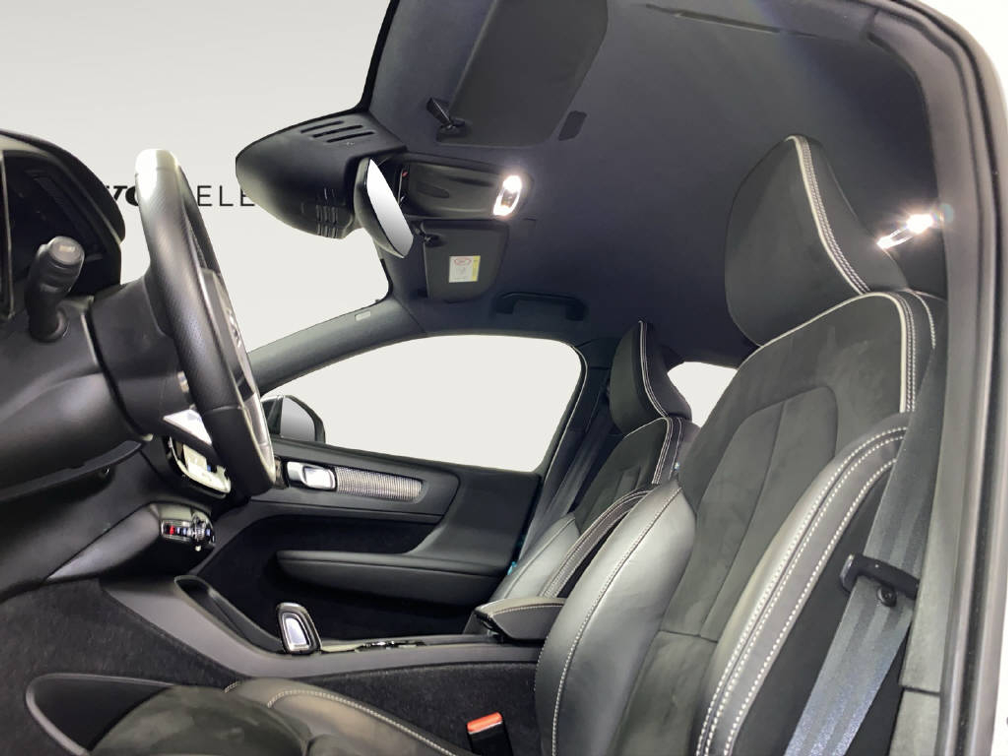 listing desktop thumbnail image 6