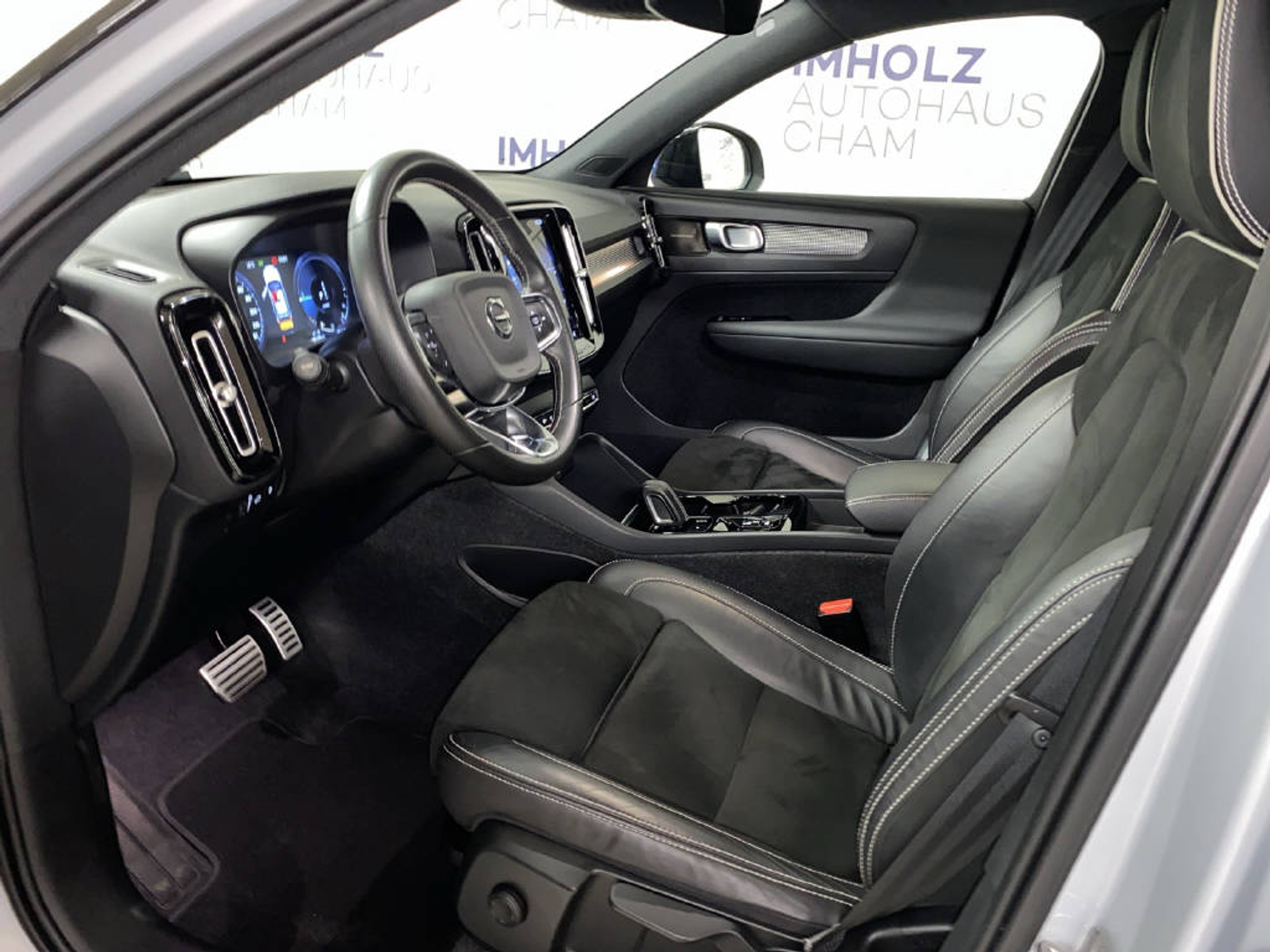 listing desktop thumbnail image 15