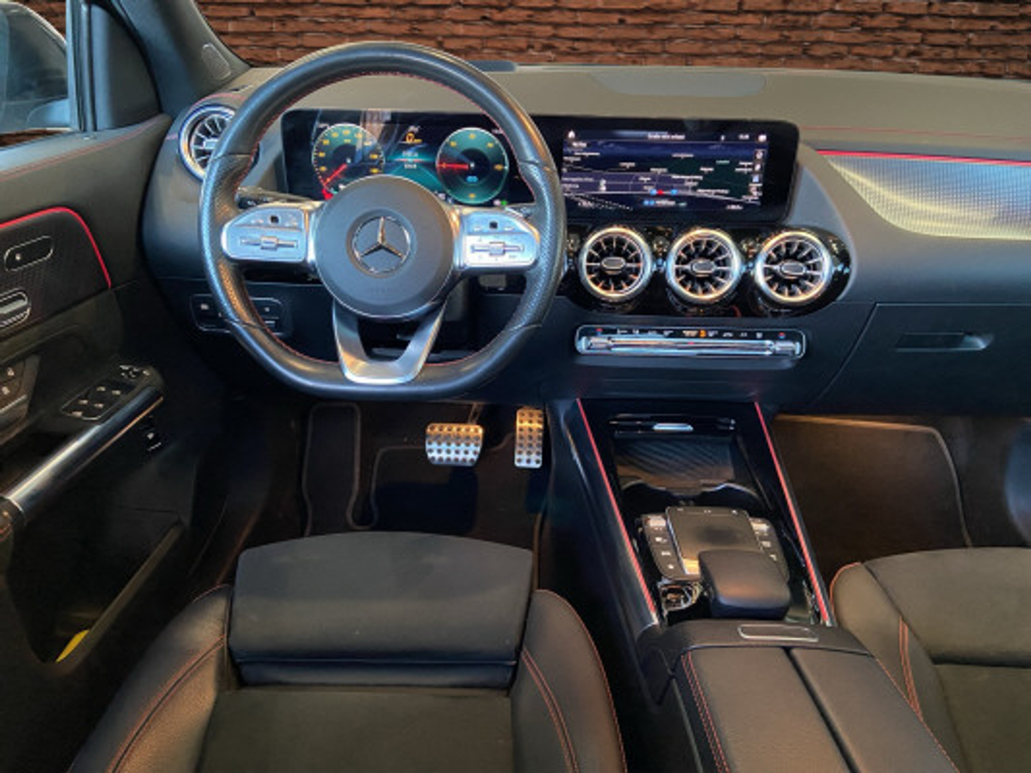 listing desktop thumbnail image 9