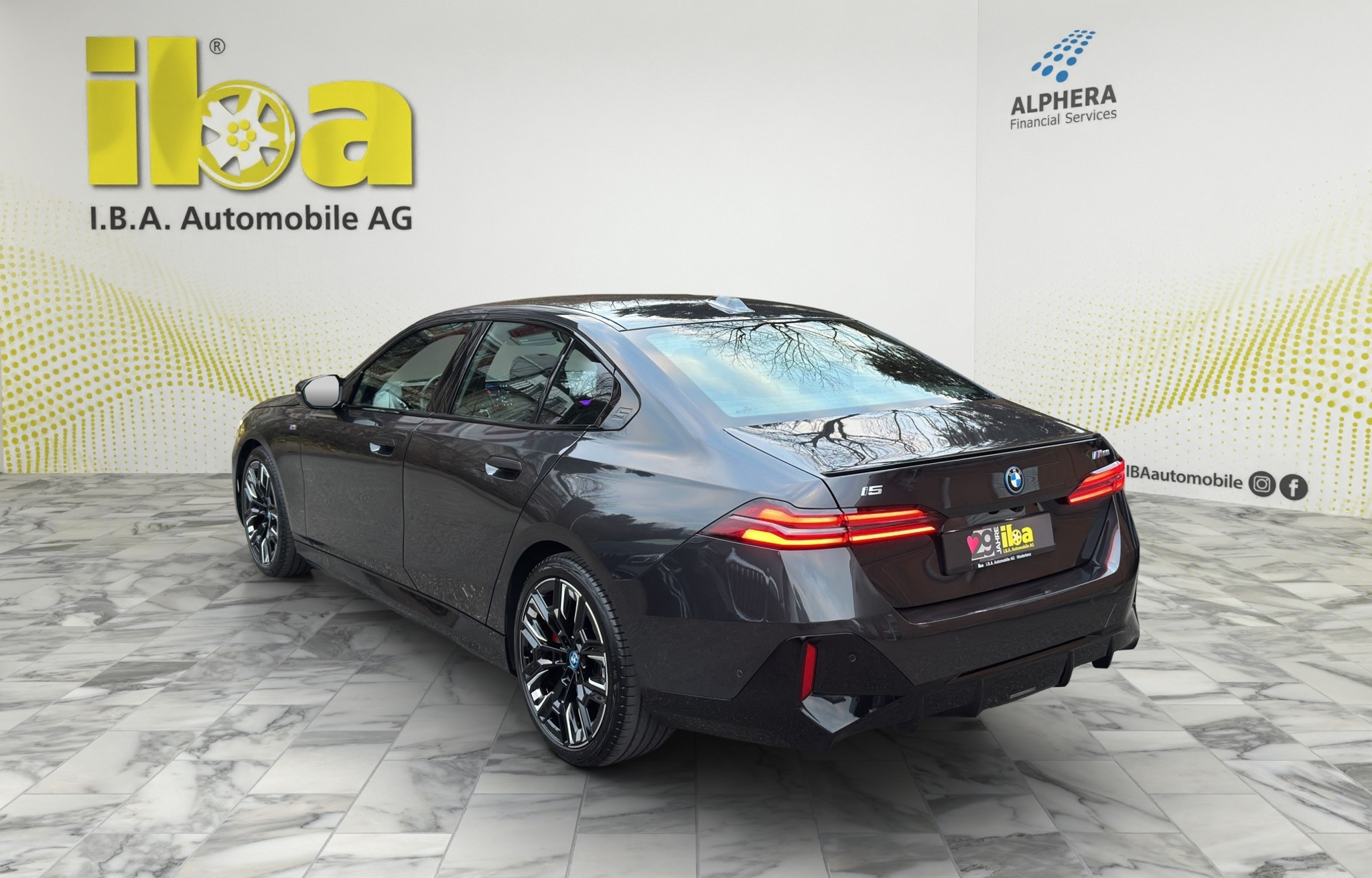 listing desktop thumbnail image 2