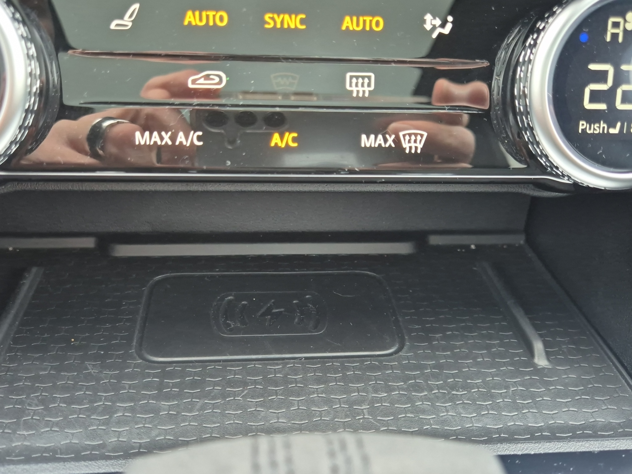 listing desktop thumbnail image 17