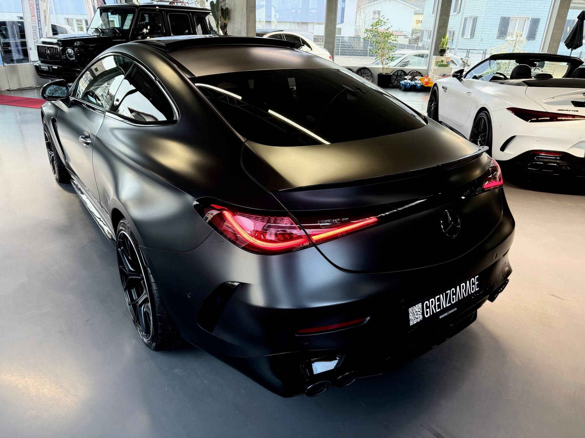 listing desktop thumbnail image 8