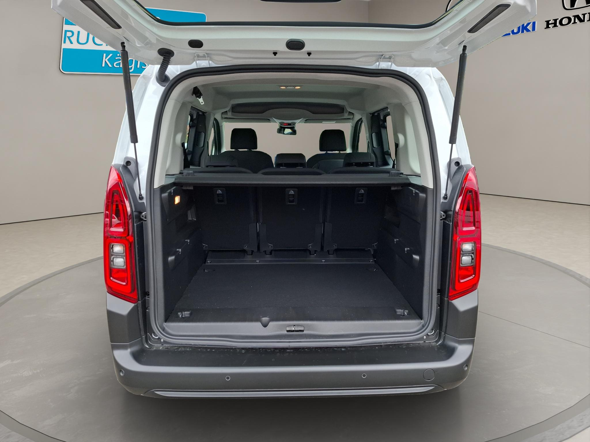 listing desktop thumbnail image 10