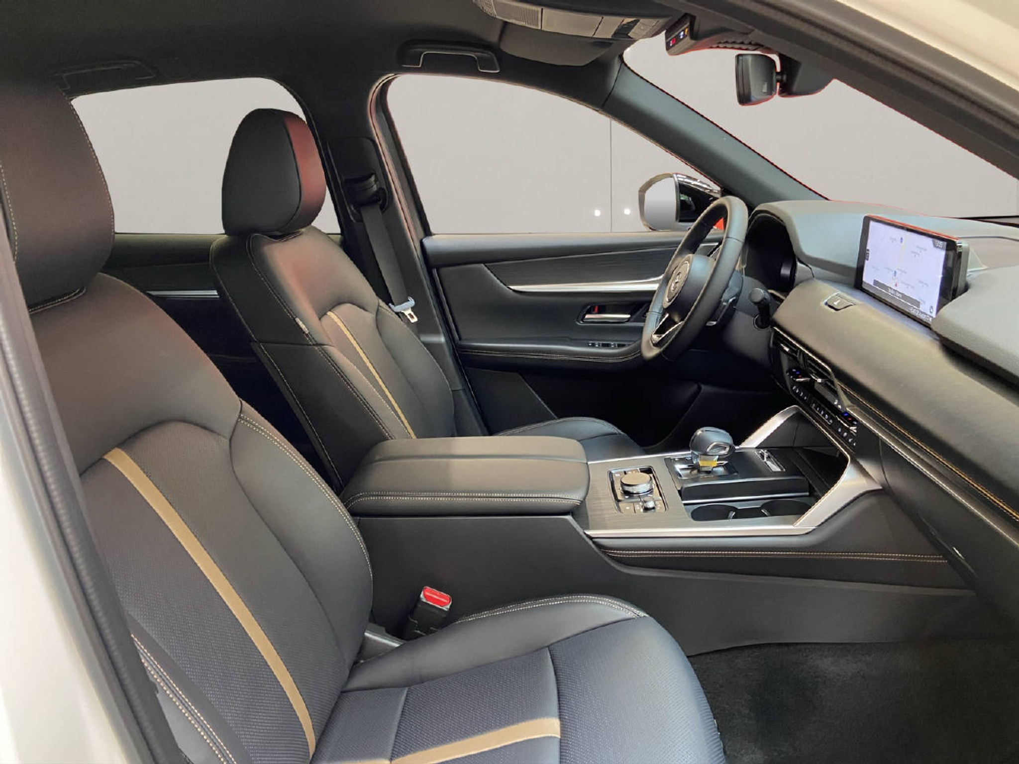 listing desktop thumbnail image 10