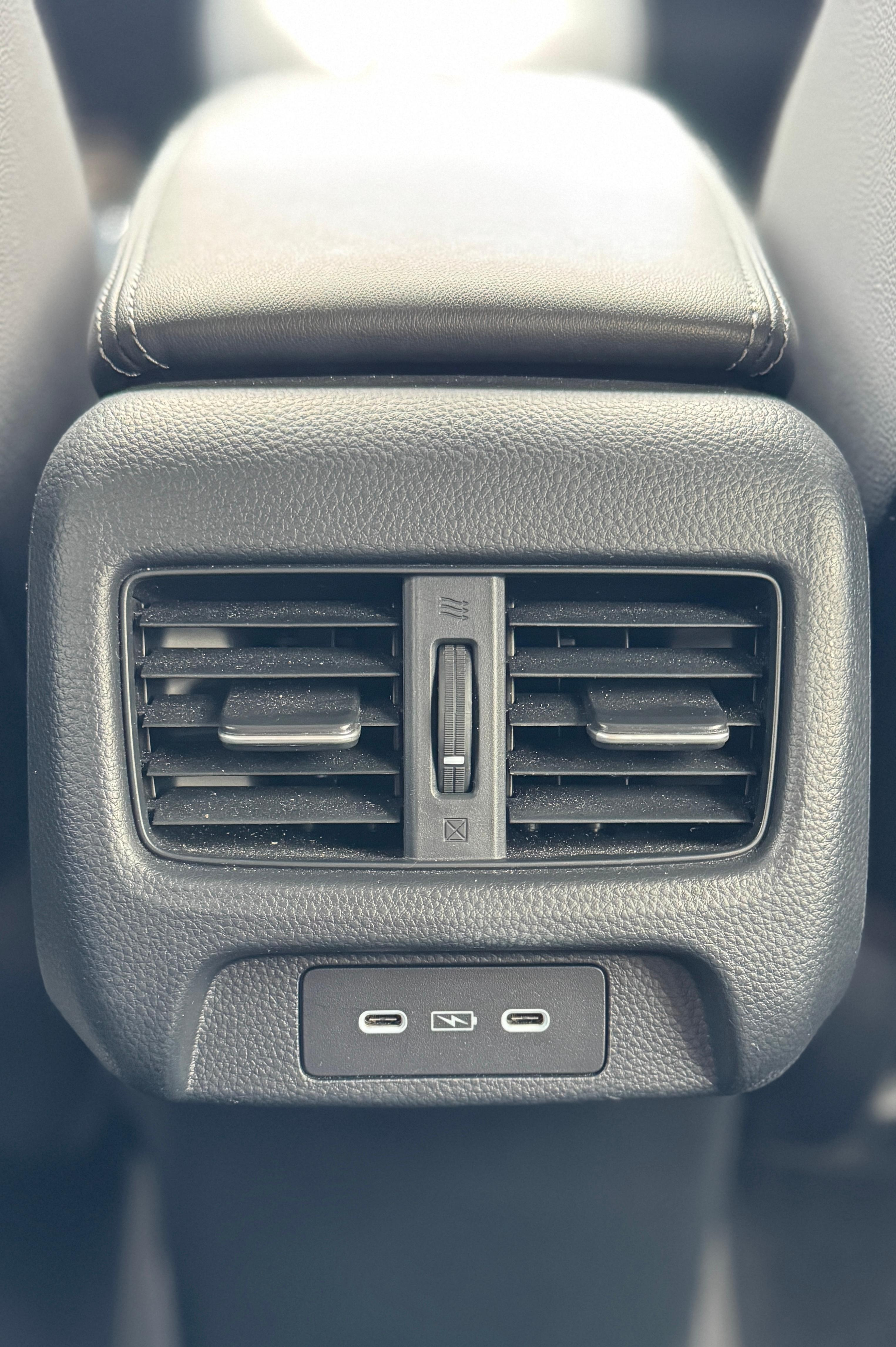 listing desktop thumbnail image 15