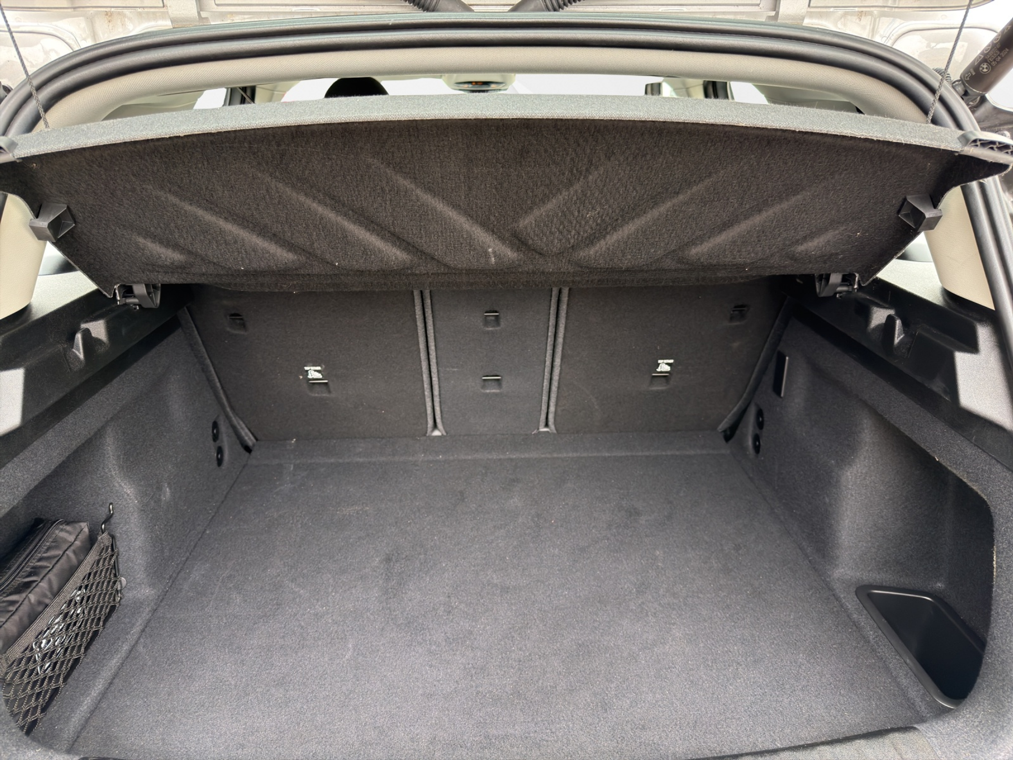 listing desktop thumbnail image 9