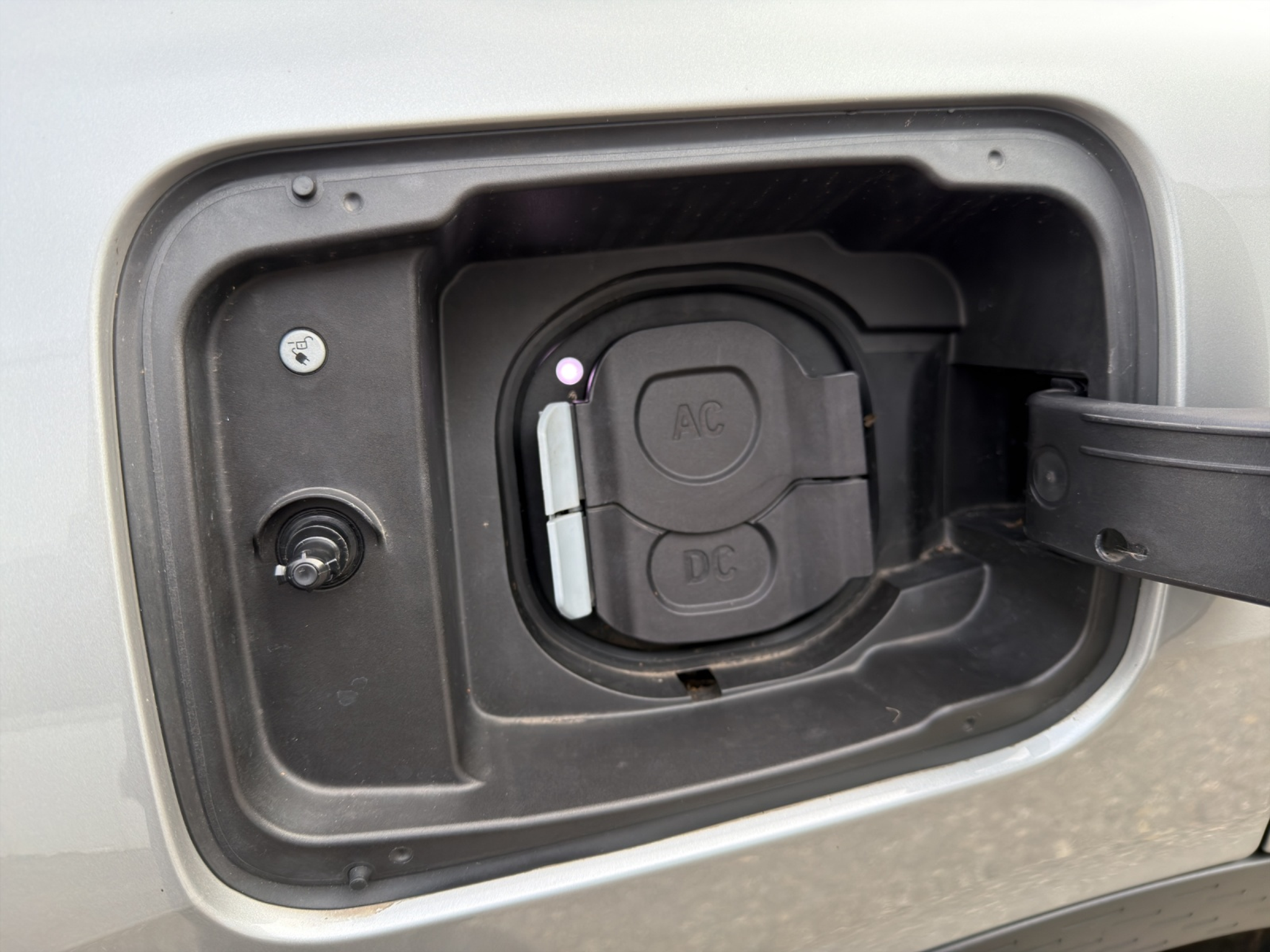 listing desktop thumbnail image 20