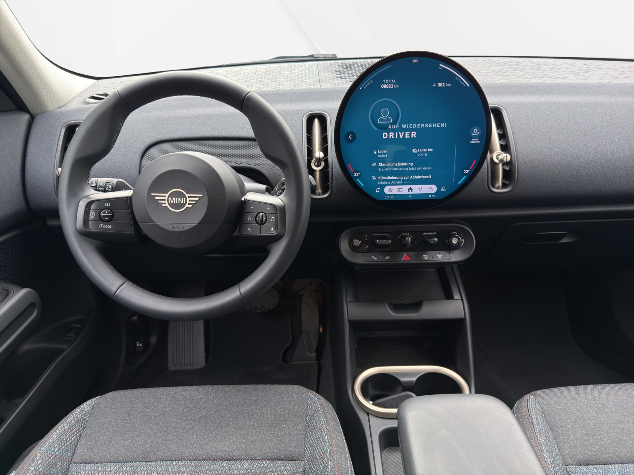 listing desktop thumbnail image 13