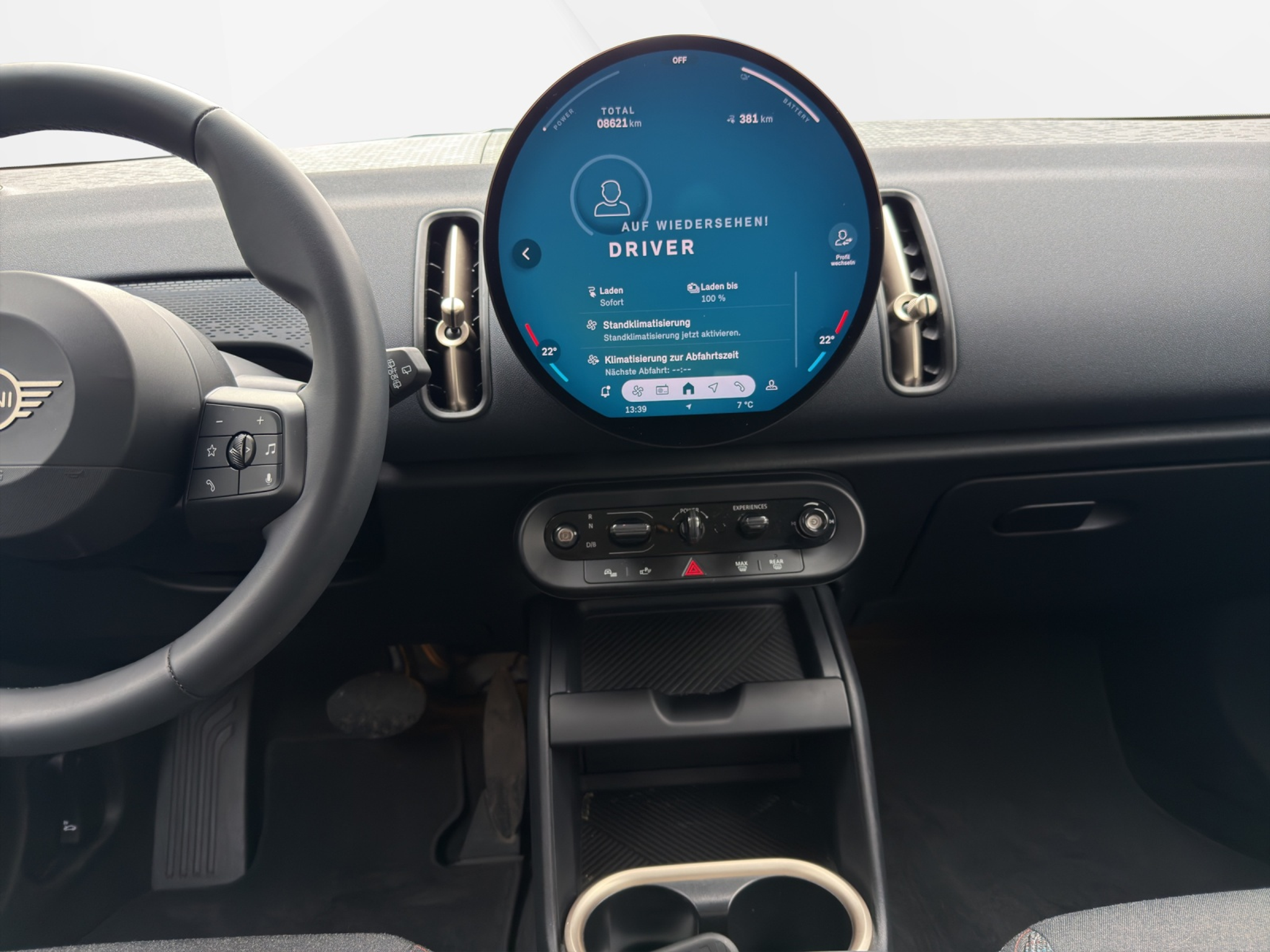 listing desktop thumbnail image 17