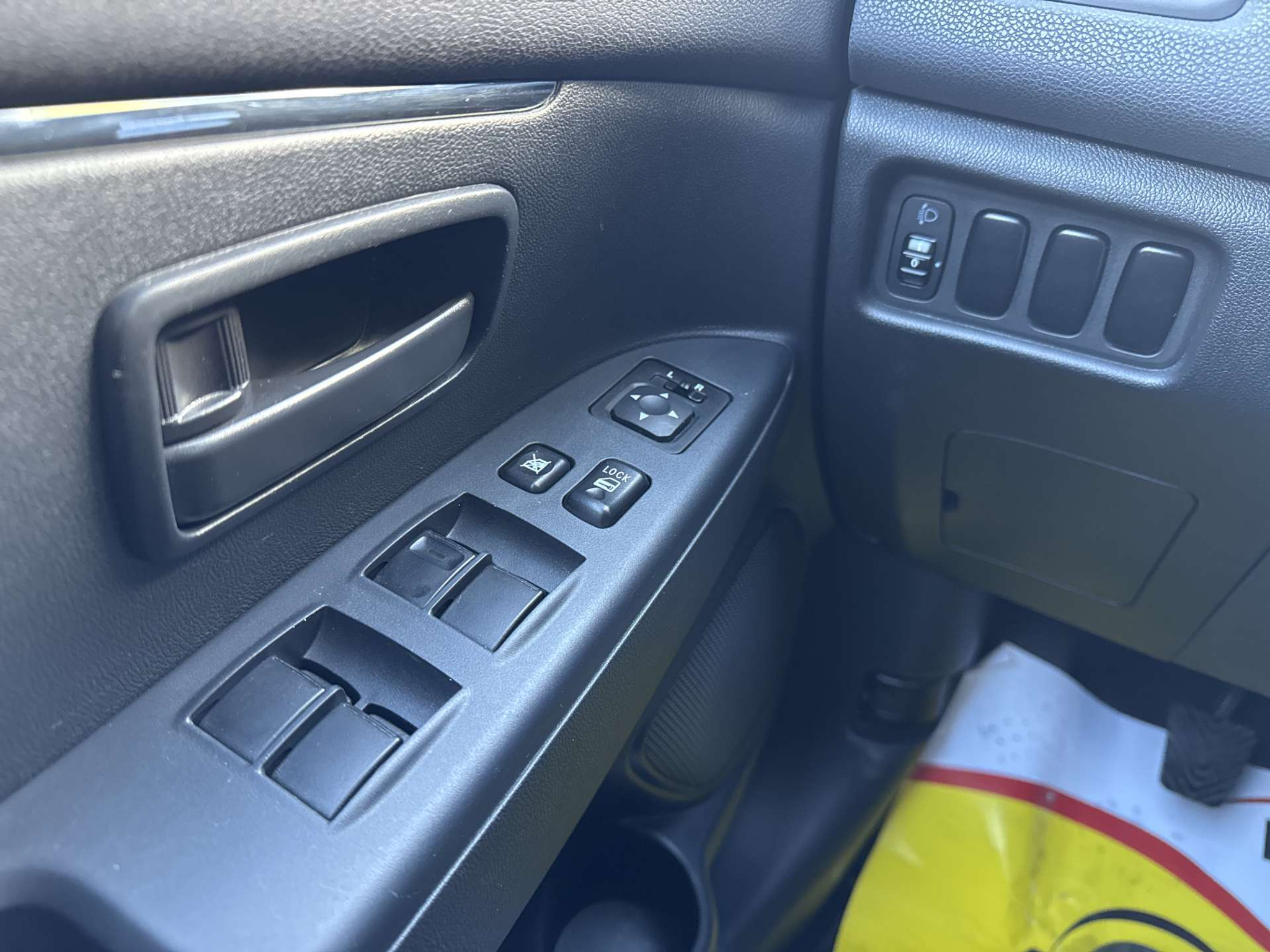 listing desktop thumbnail image 14