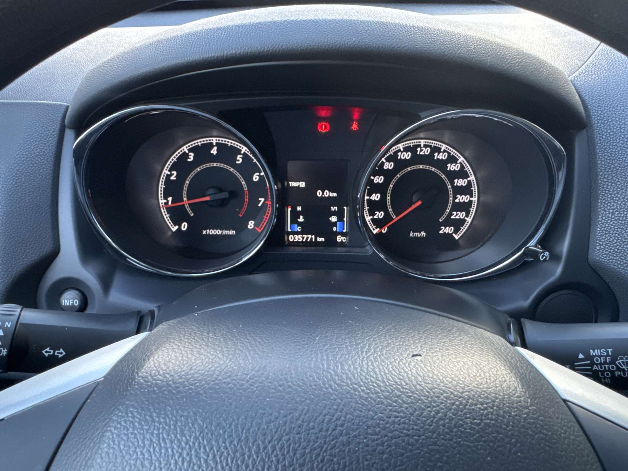 listing desktop thumbnail image 11