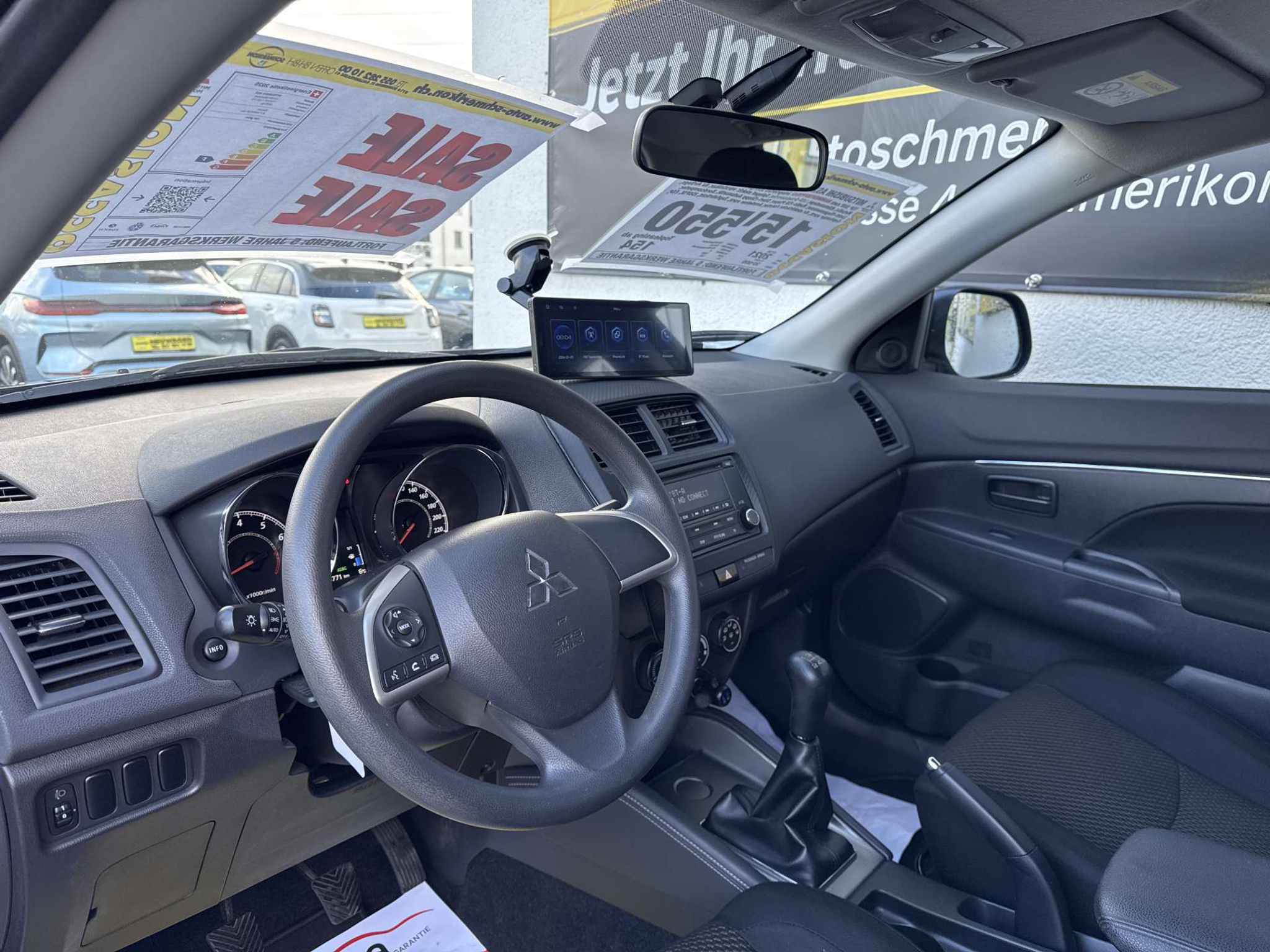 listing desktop thumbnail image 1