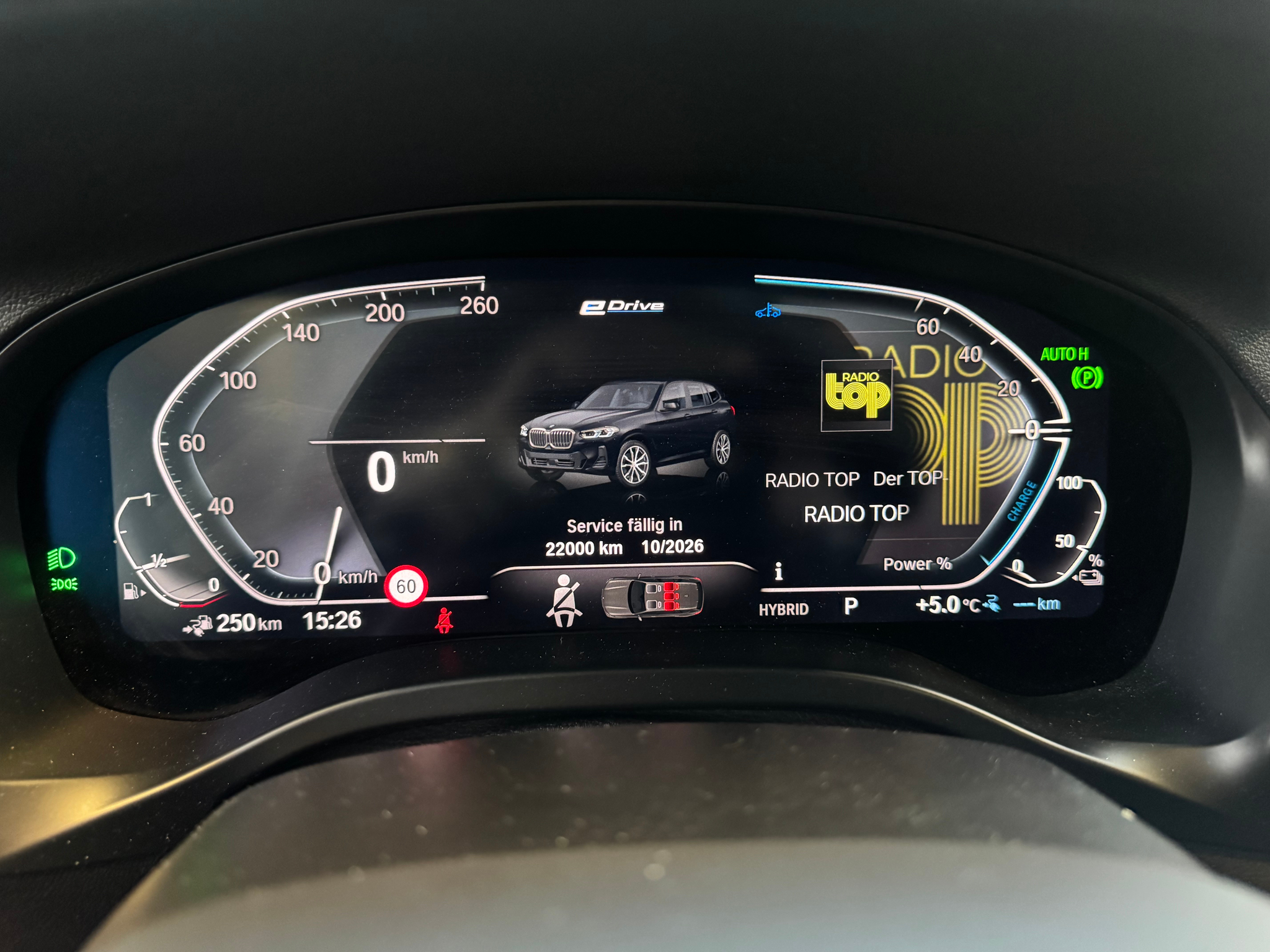 listing desktop thumbnail image 12