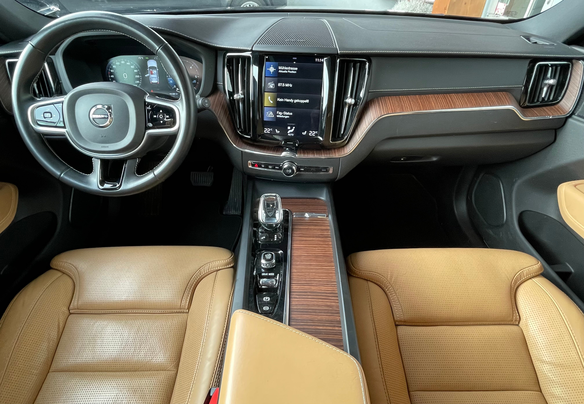 listing desktop thumbnail image 5