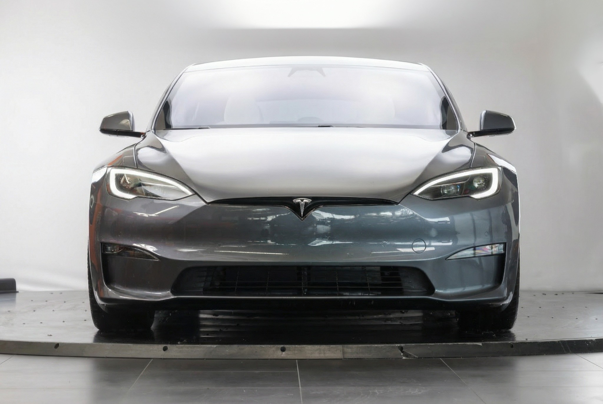 listing desktop thumbnail image 1