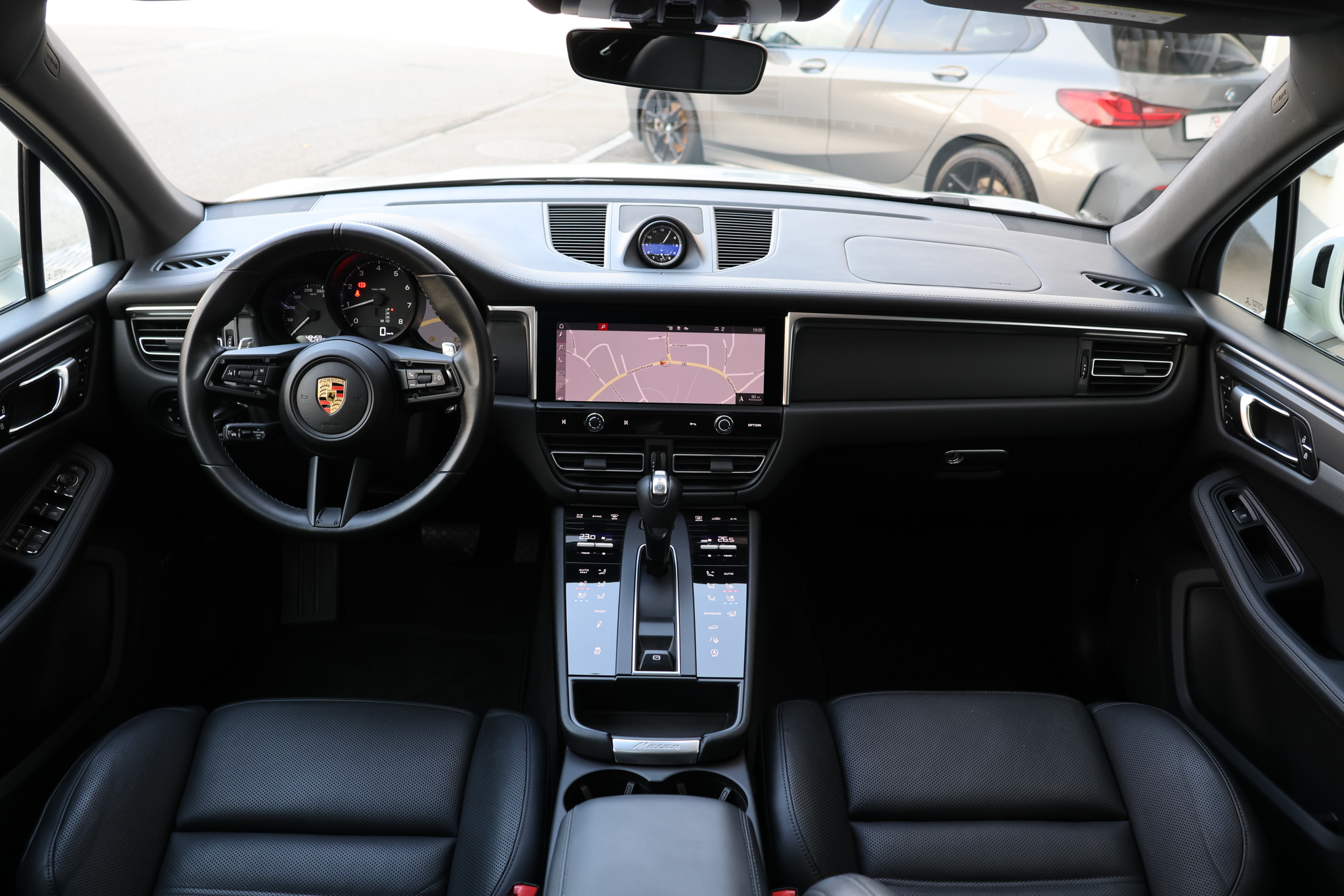 listing desktop thumbnail image 14