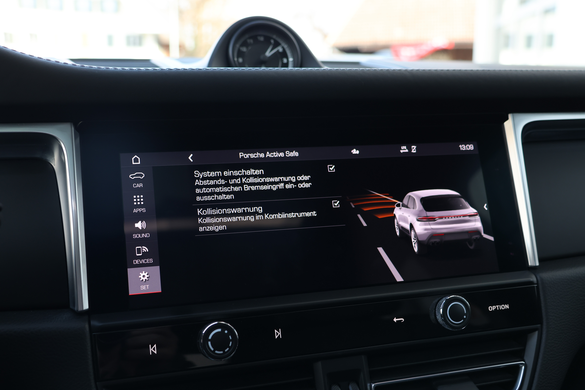 listing desktop thumbnail image 22