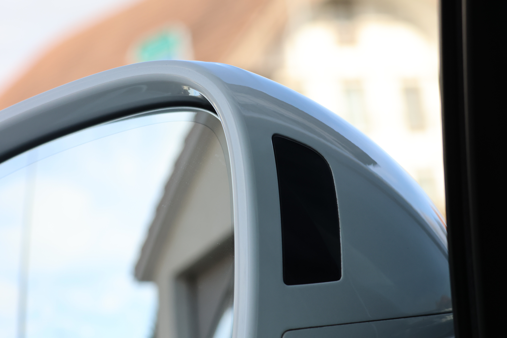 listing desktop thumbnail image 24