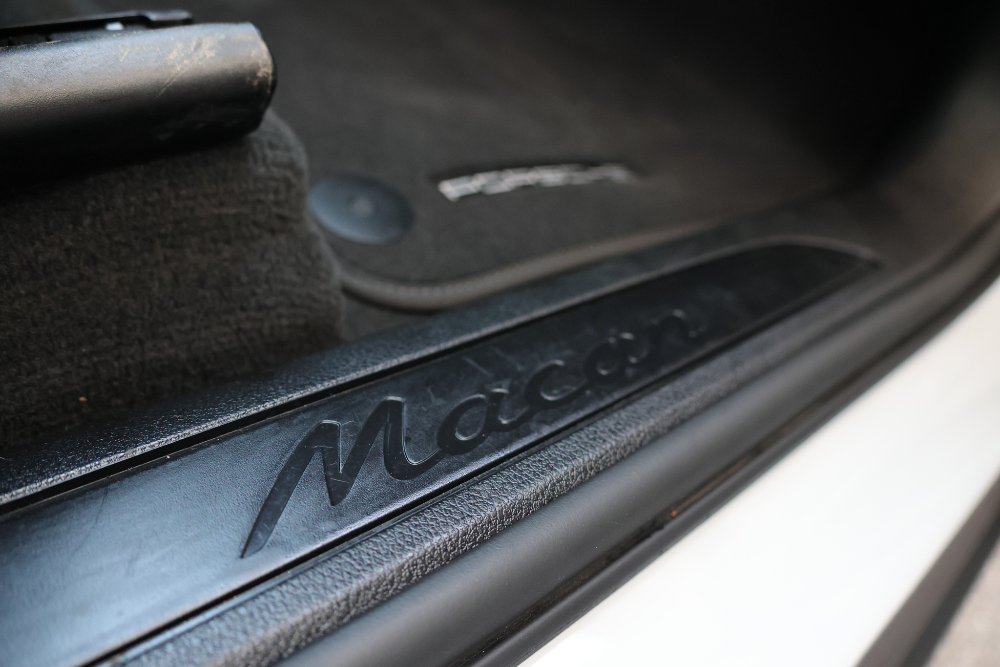 listing desktop thumbnail image 19