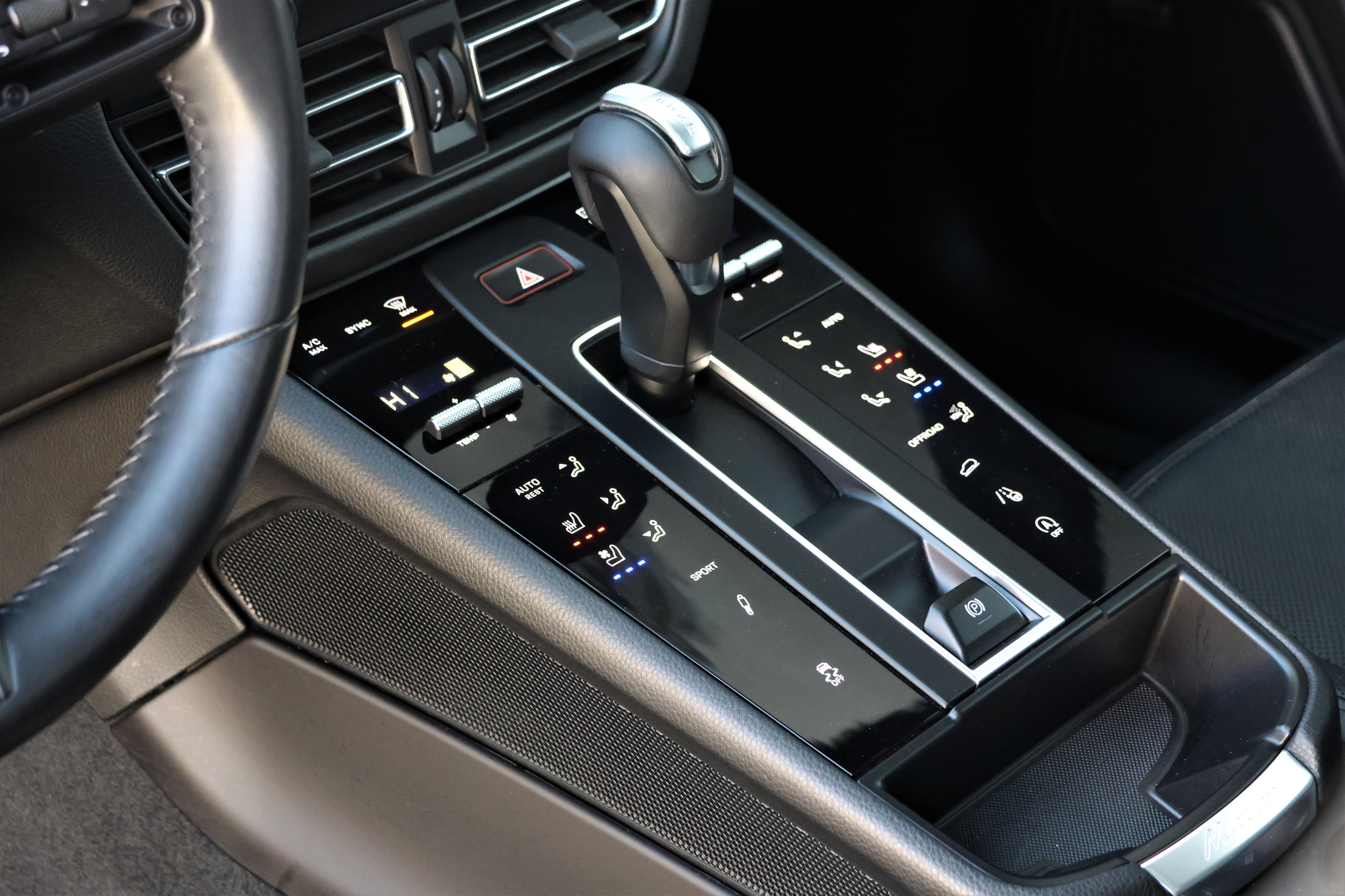 listing desktop thumbnail image 9