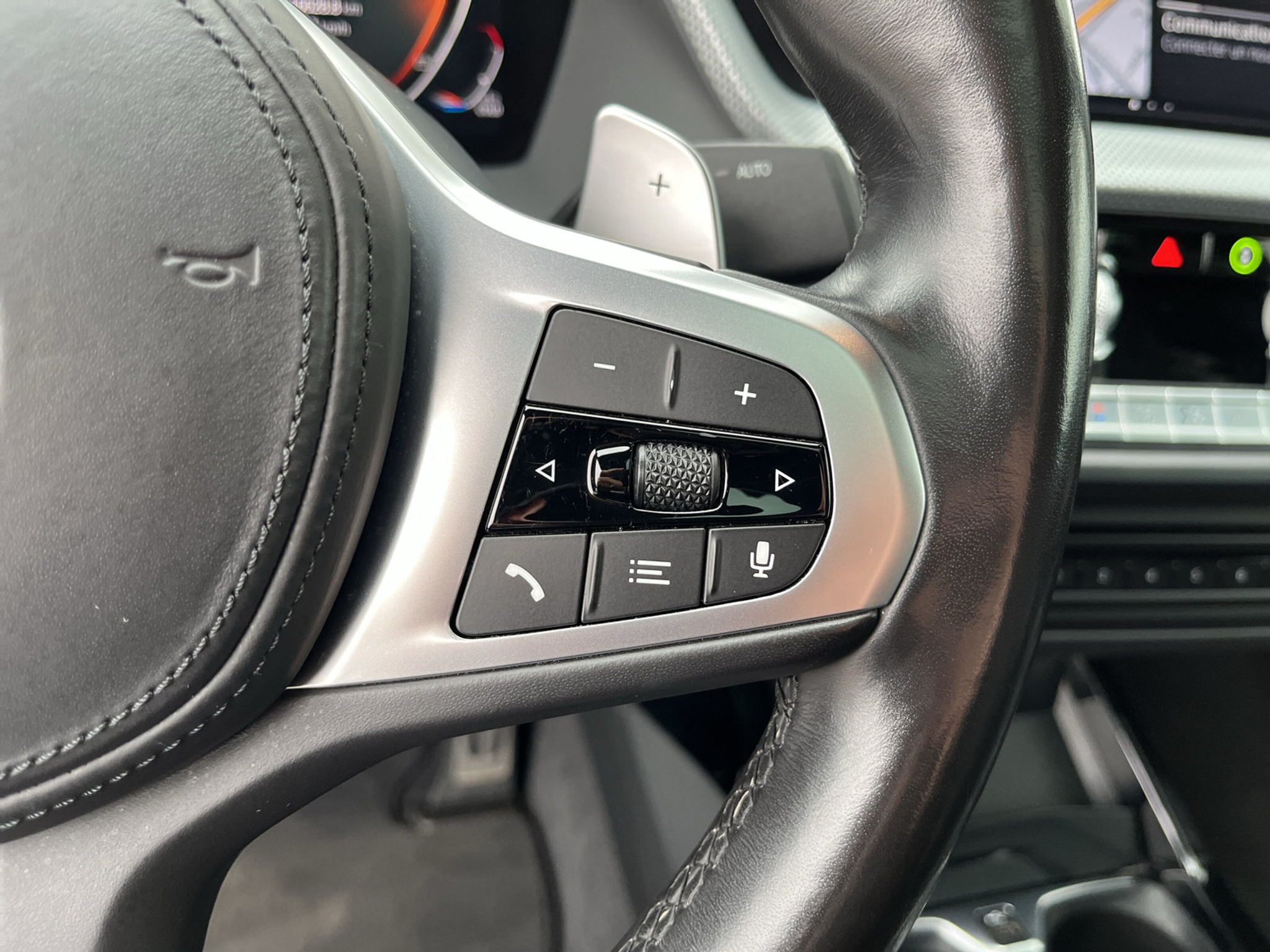 listing desktop thumbnail image 15