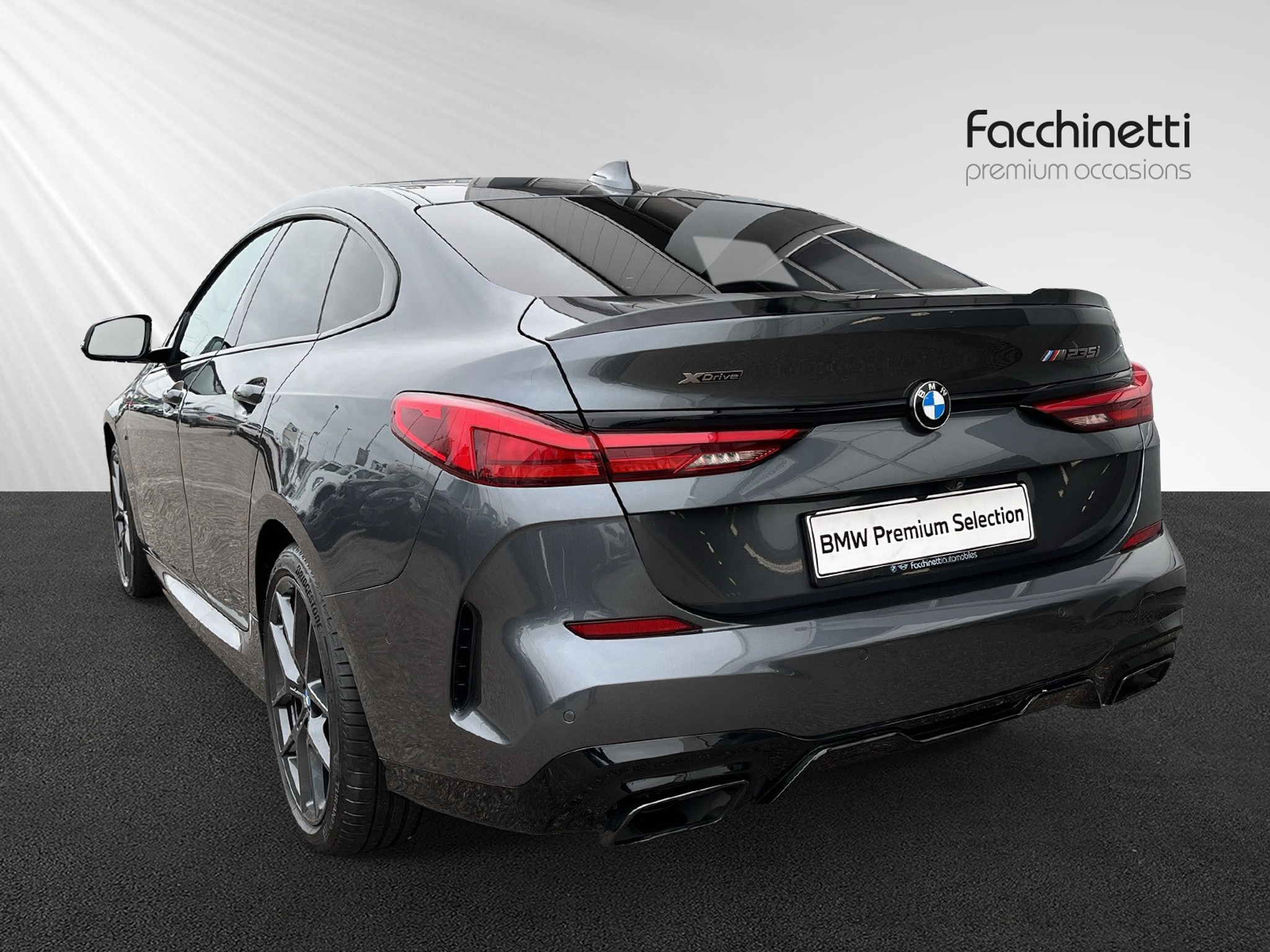 listing desktop thumbnail image 2