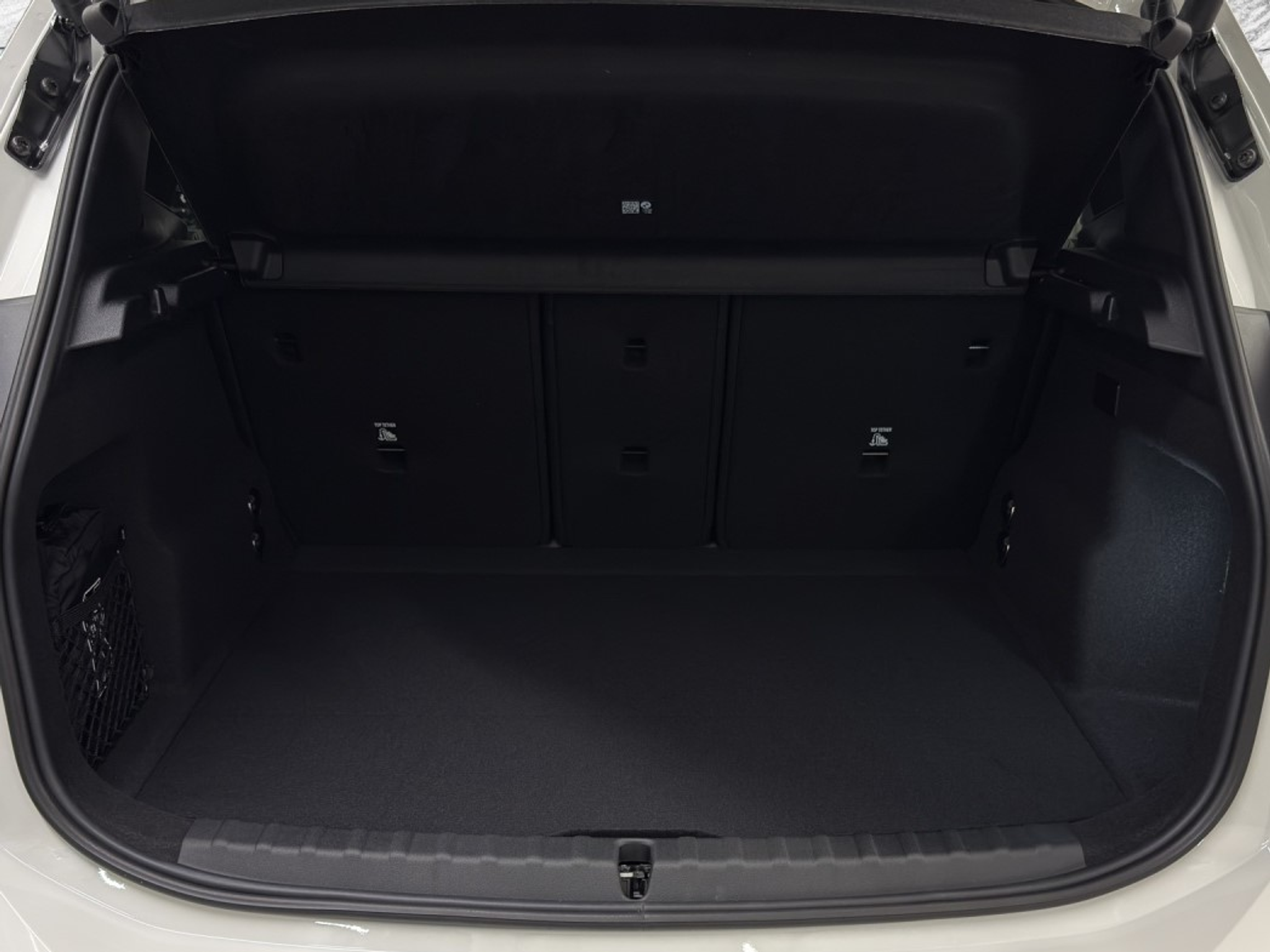 listing desktop thumbnail image 16