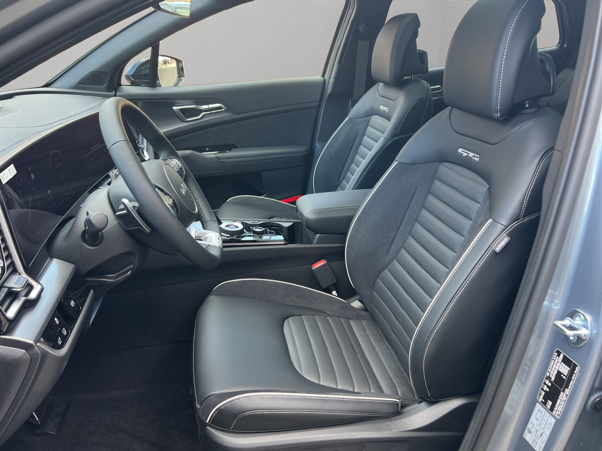 listing desktop thumbnail image 8