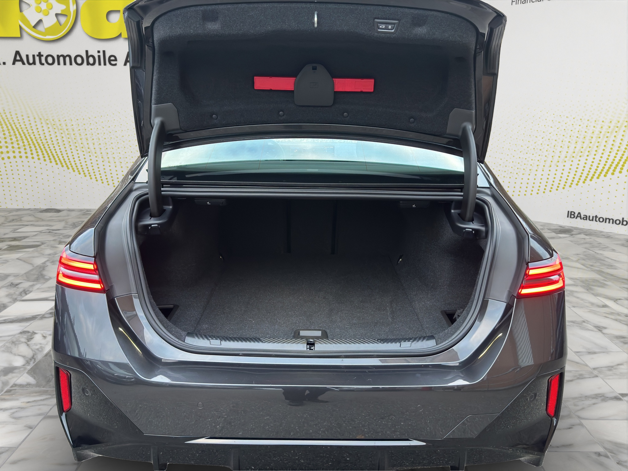 listing desktop thumbnail image 8