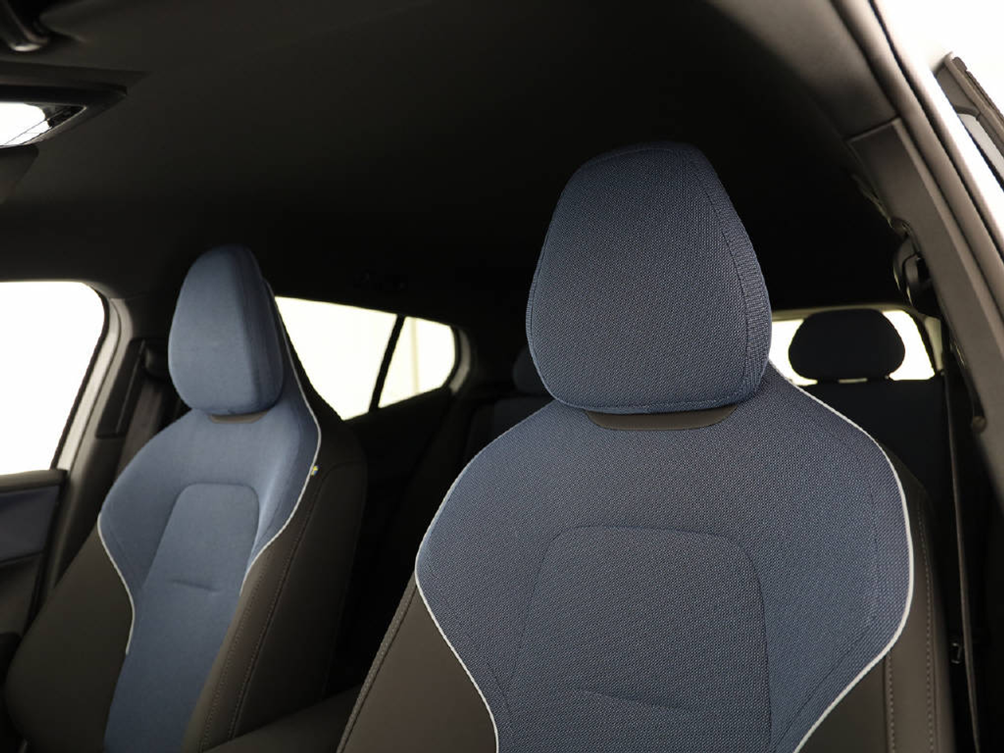 listing desktop thumbnail image 26