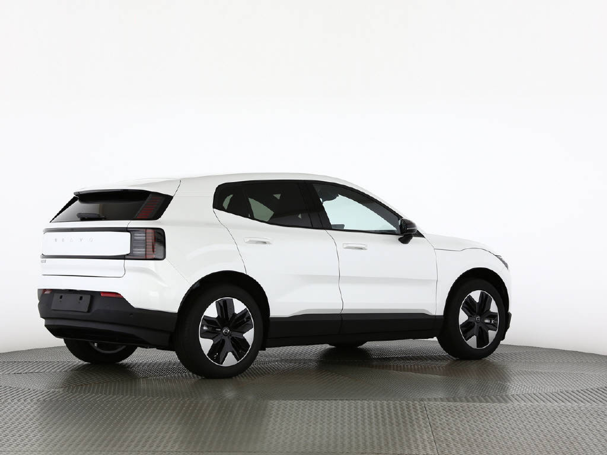 listing desktop thumbnail image 14