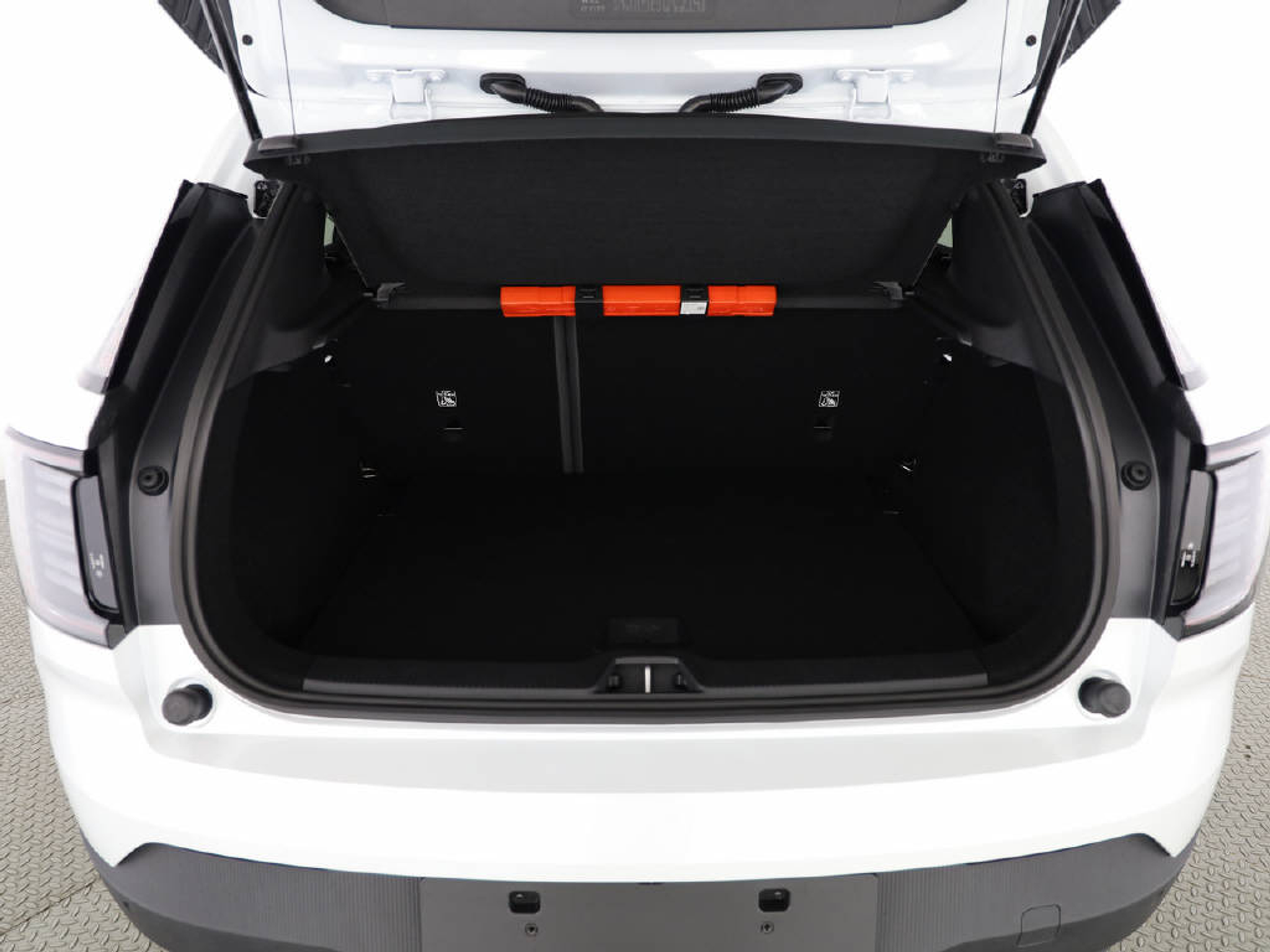 listing desktop thumbnail image 24