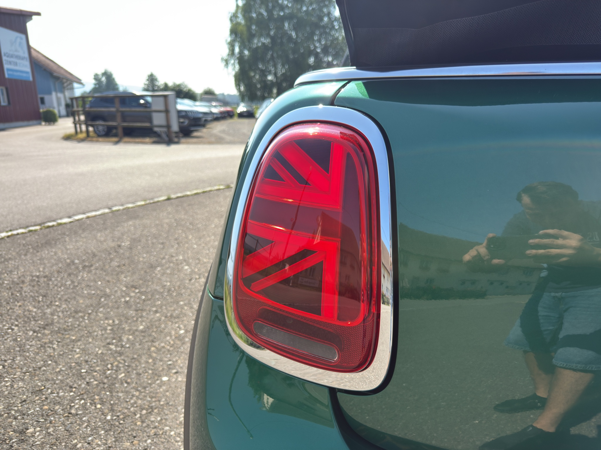 listing desktop thumbnail image 24