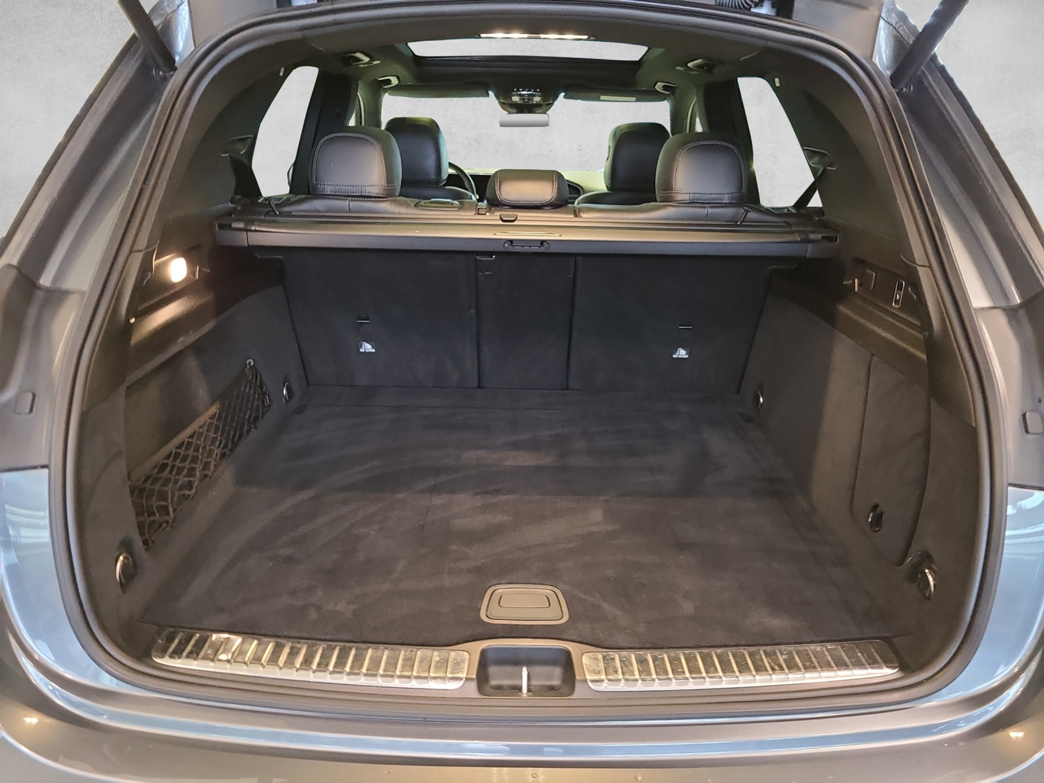 listing desktop thumbnail image 13