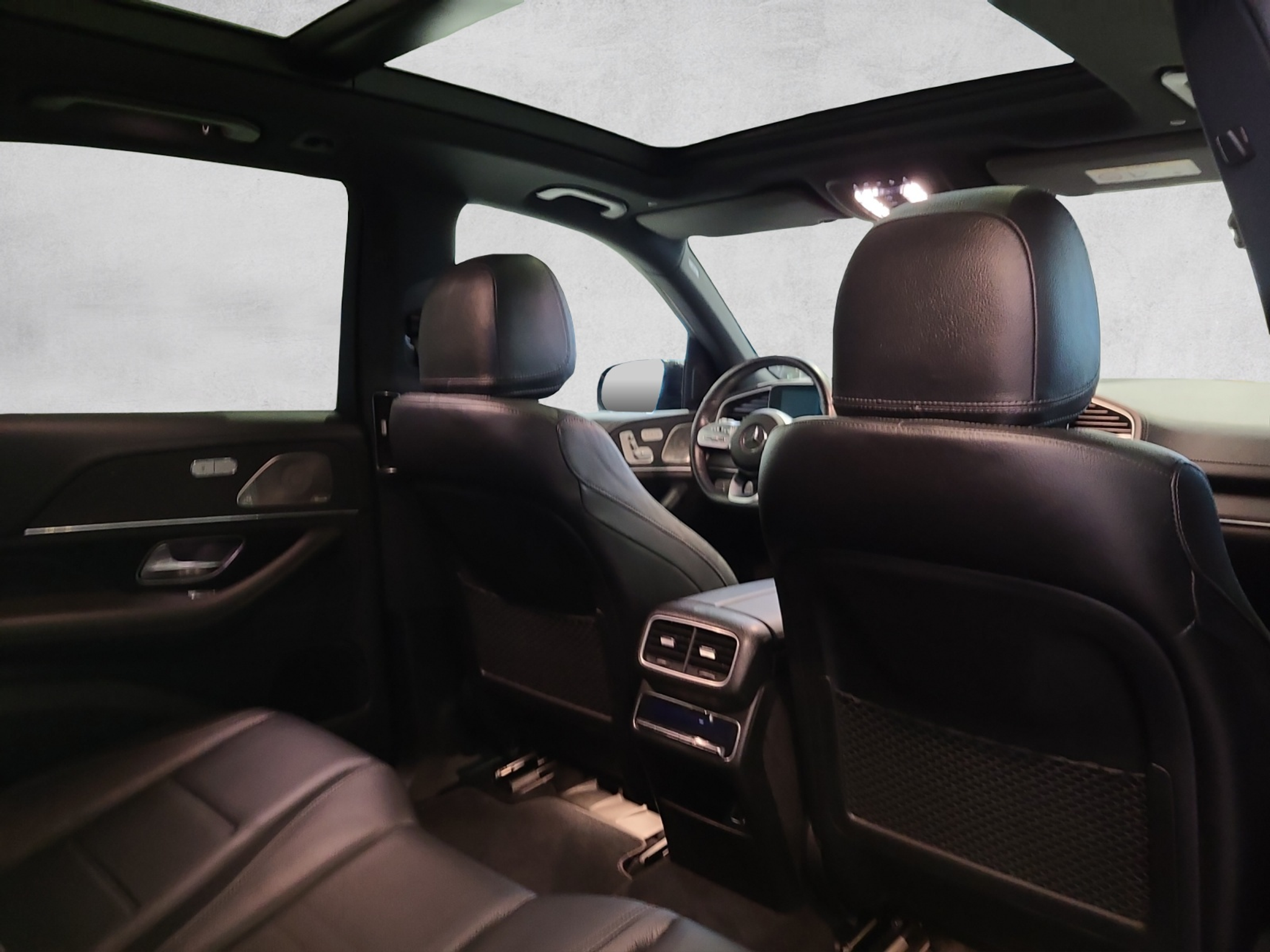 listing desktop thumbnail image 14