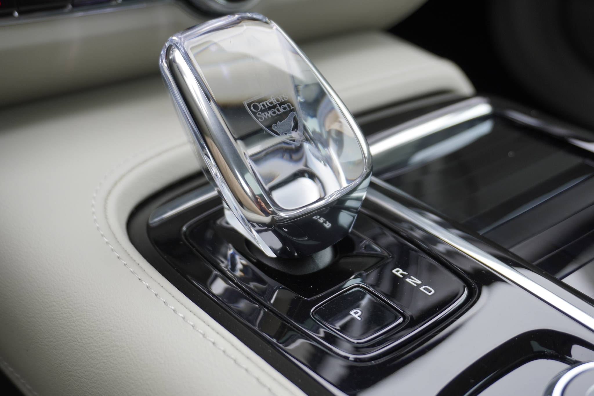 listing desktop thumbnail image 14