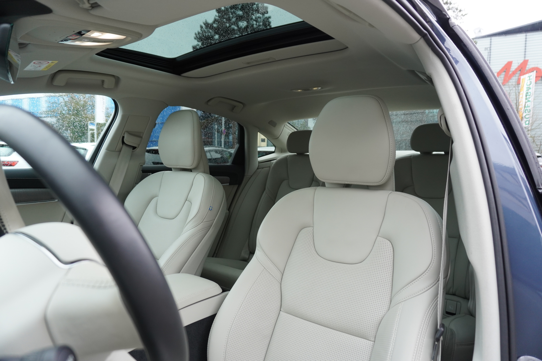 listing desktop thumbnail image 10