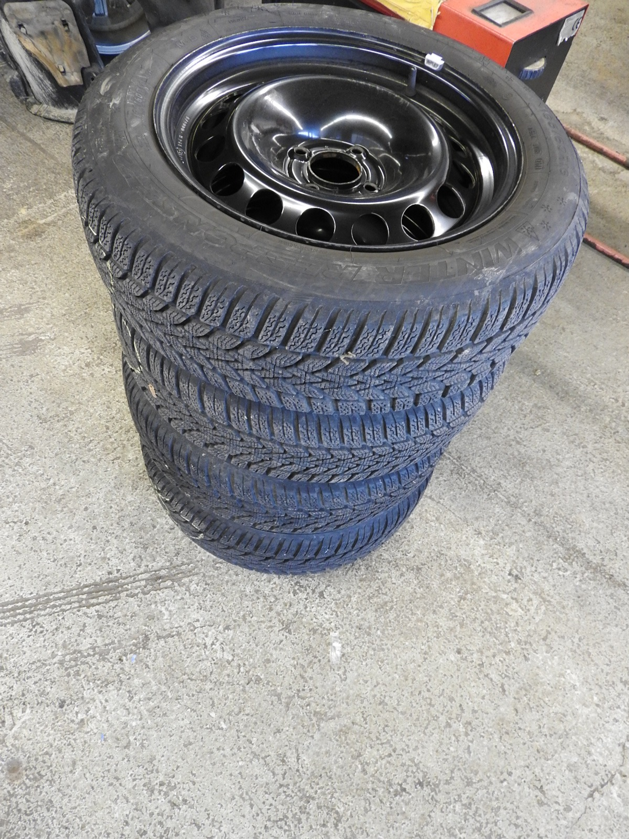 listing desktop thumbnail image 13