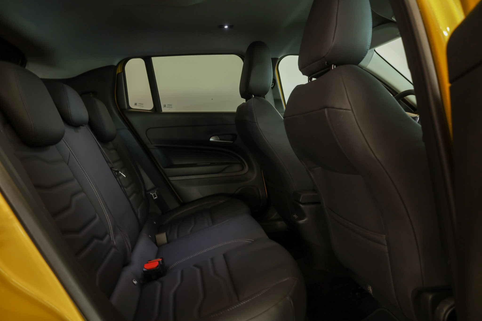 listing desktop thumbnail image 11