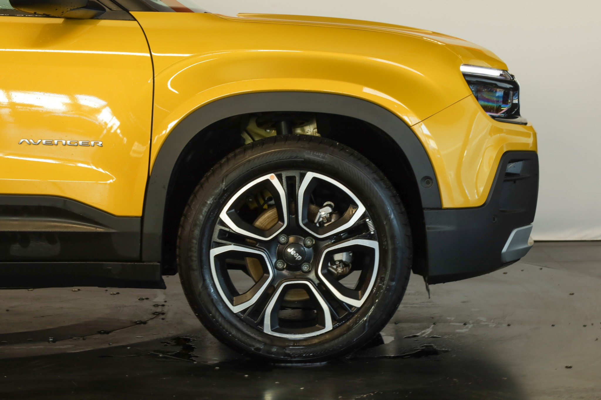 listing desktop thumbnail image 8