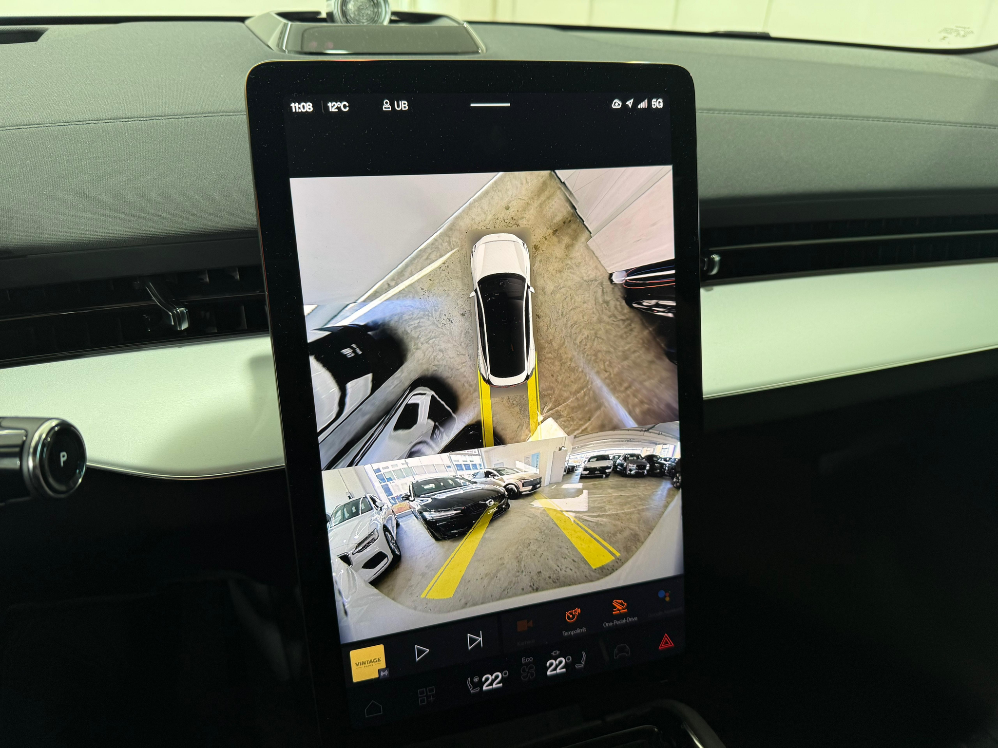 listing desktop thumbnail image 8