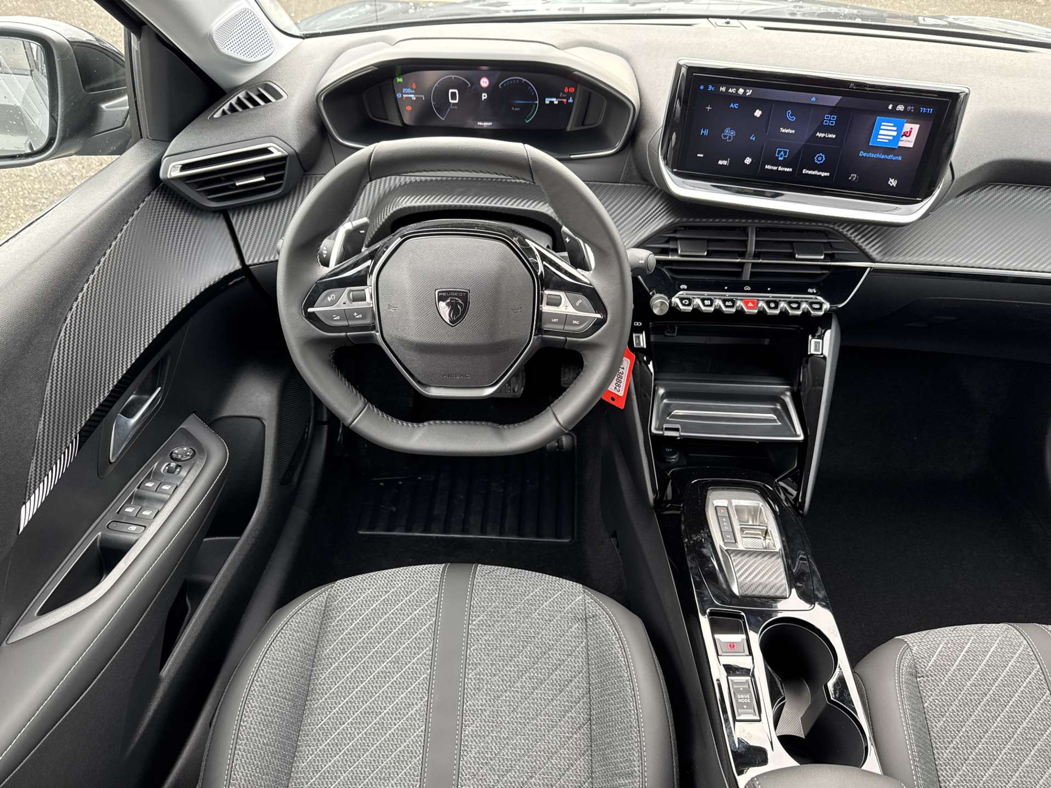 listing desktop thumbnail image 2