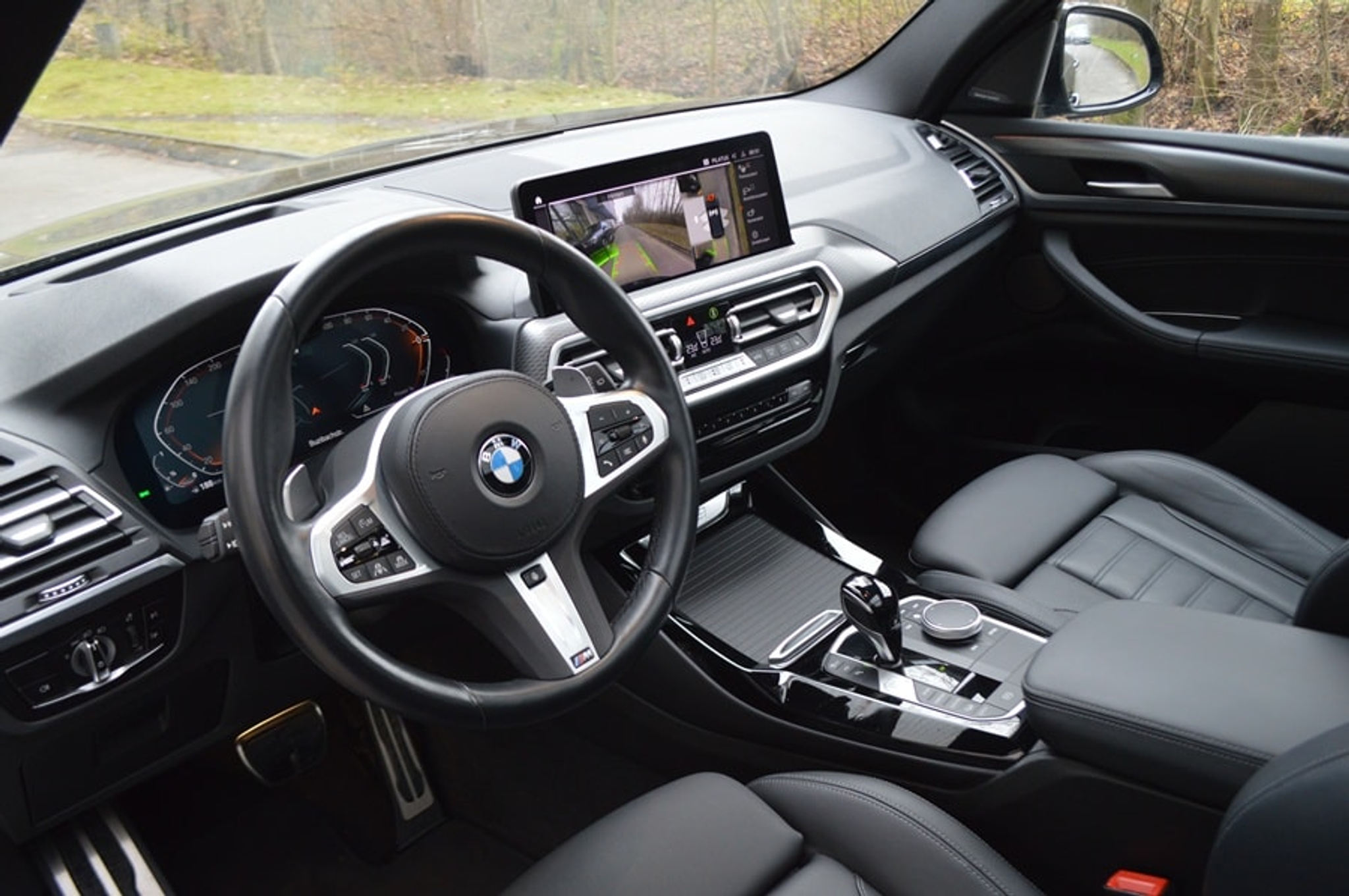 listing desktop thumbnail image 6