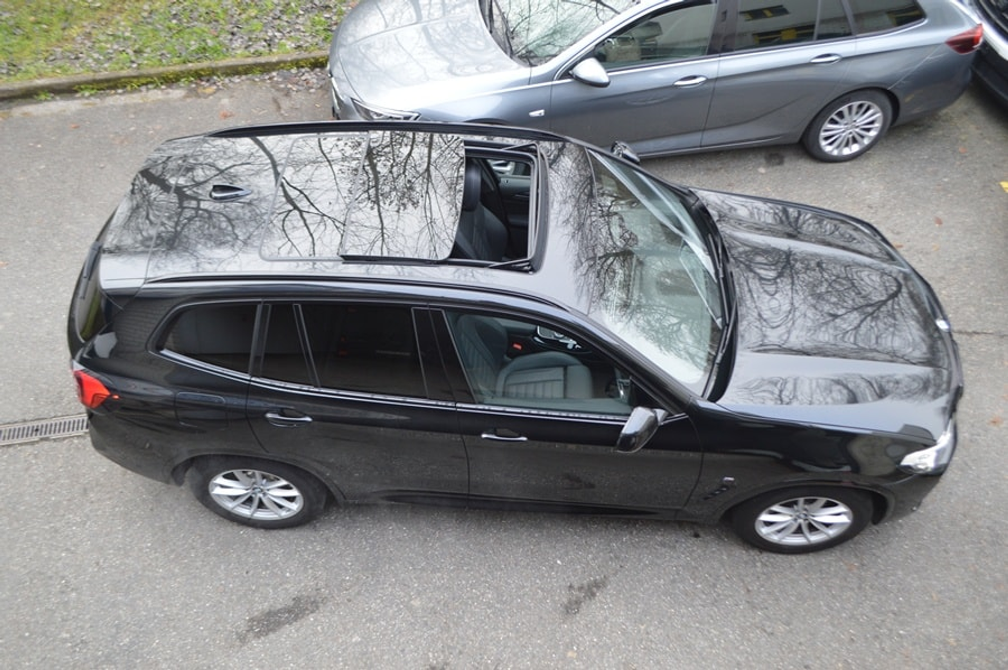 listing desktop thumbnail image 14