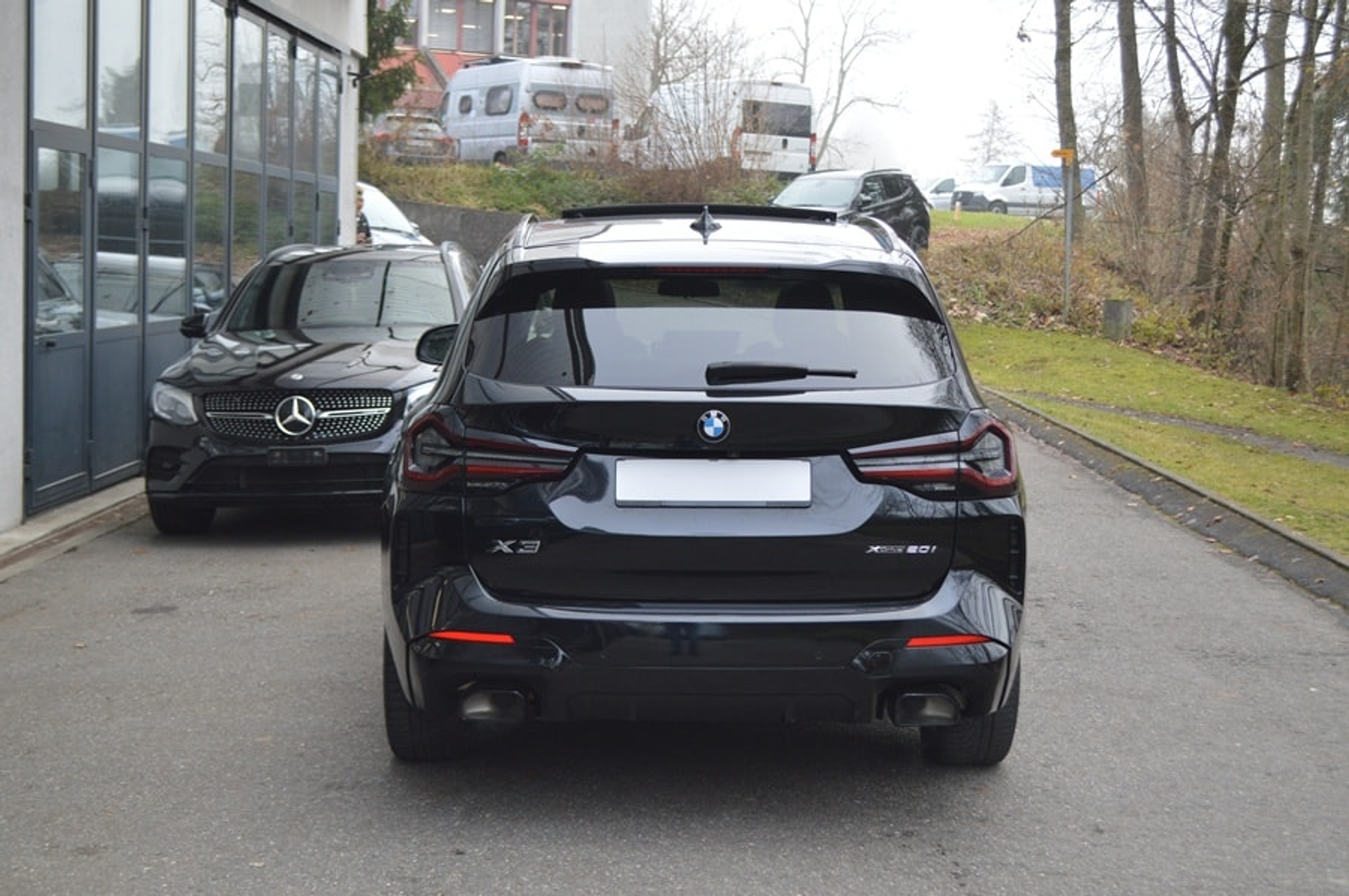 listing desktop thumbnail image 11