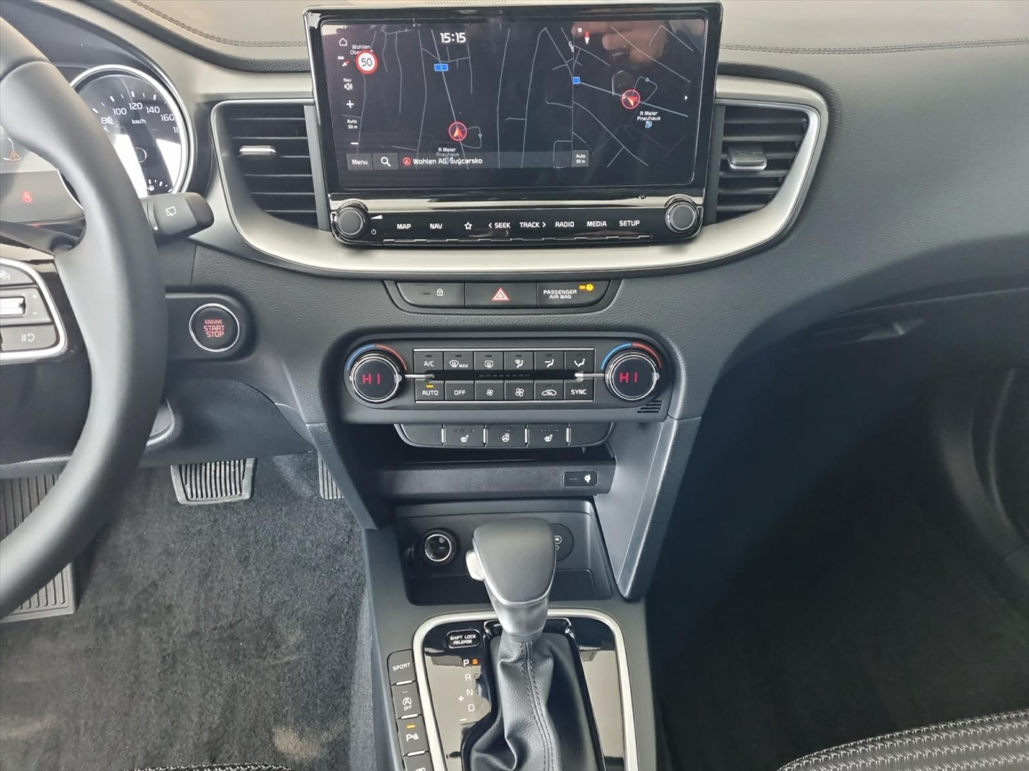 listing desktop thumbnail image 15