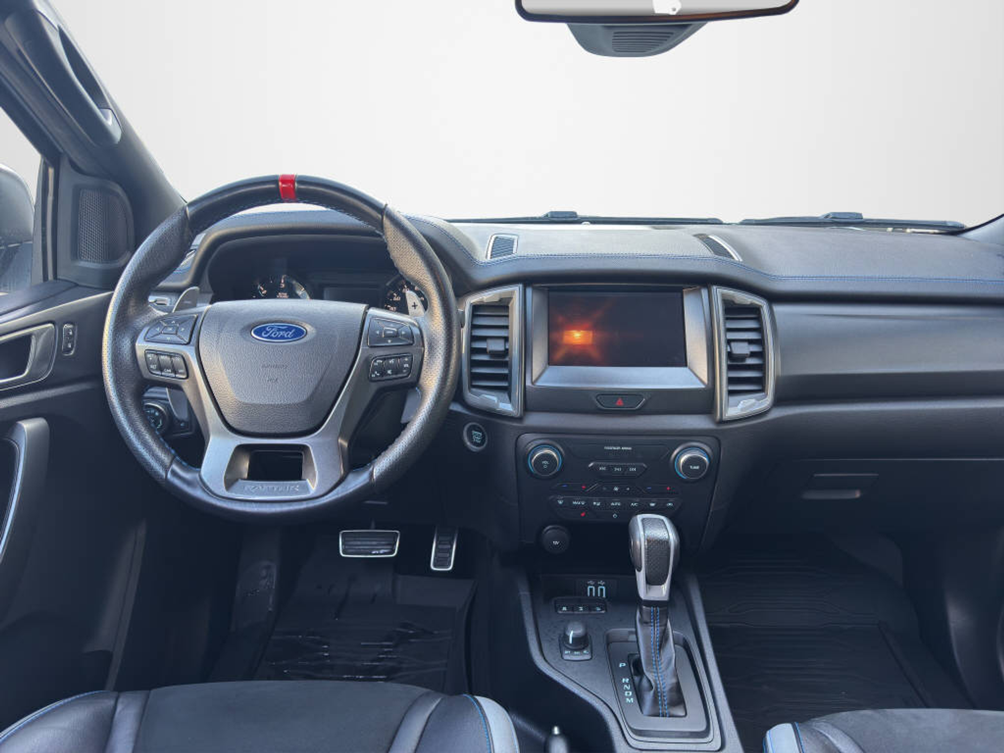 listing desktop thumbnail image 13