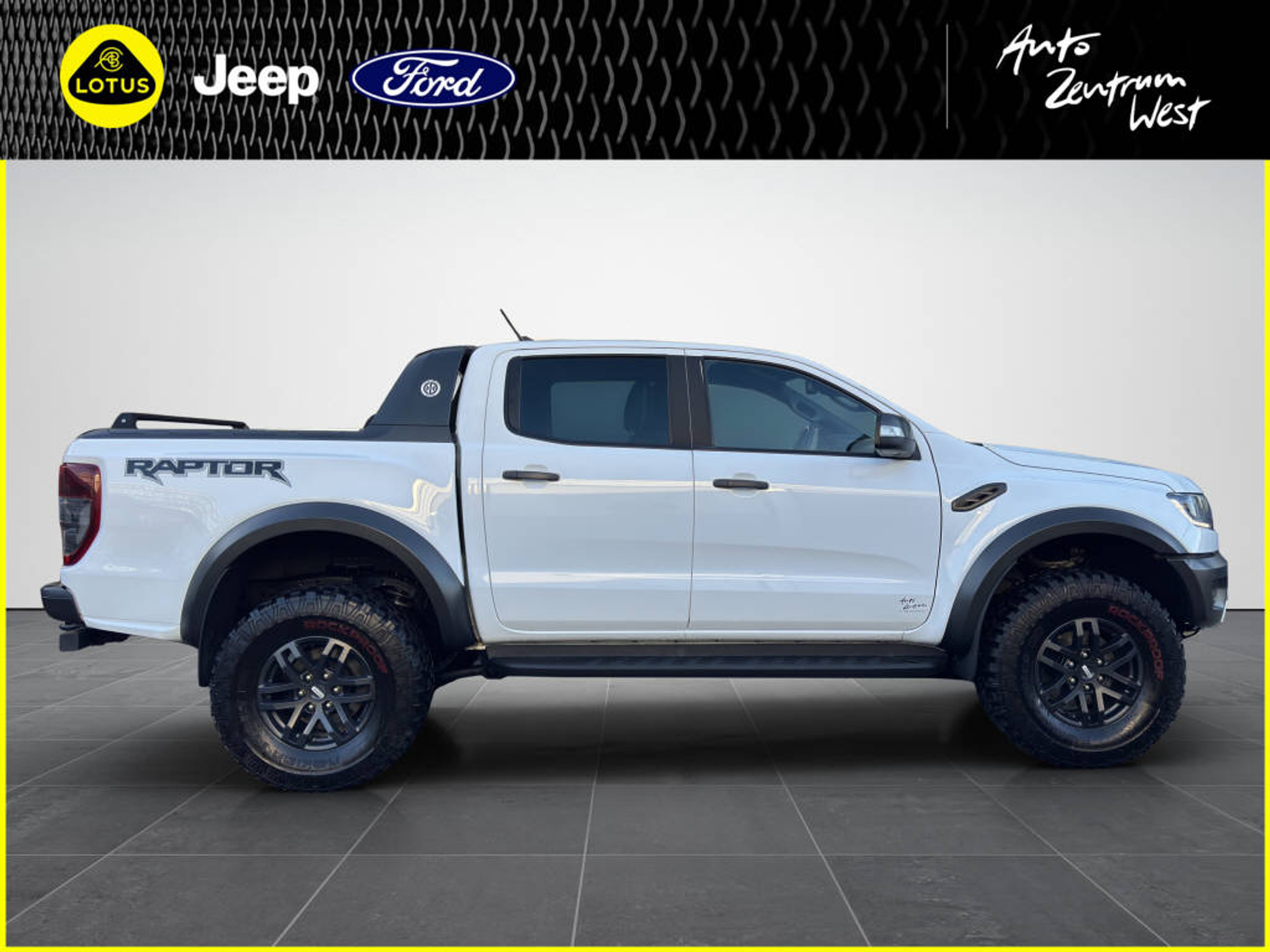 listing desktop thumbnail image 5