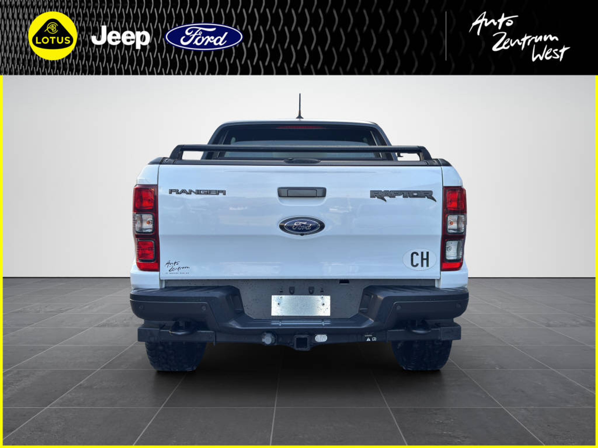 listing desktop thumbnail image 3